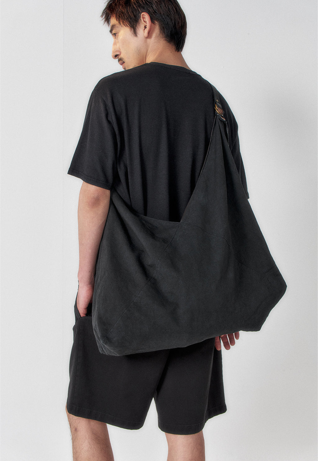 Art if acts - Linen Peddler Bag (Black) product image 5 | TRAB K-Fashion Australia