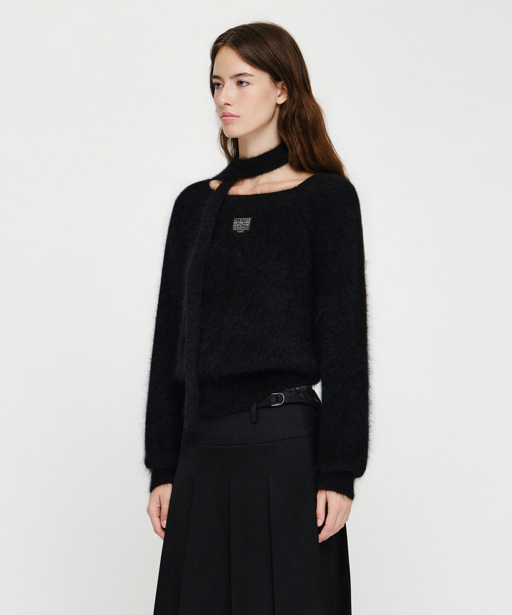 Marithe & Francois Girbaud - Premium Micro Classic Logo Angora Muffler Set Crop Knit (Black) product image 2 | TRAB K-Fashion Australia