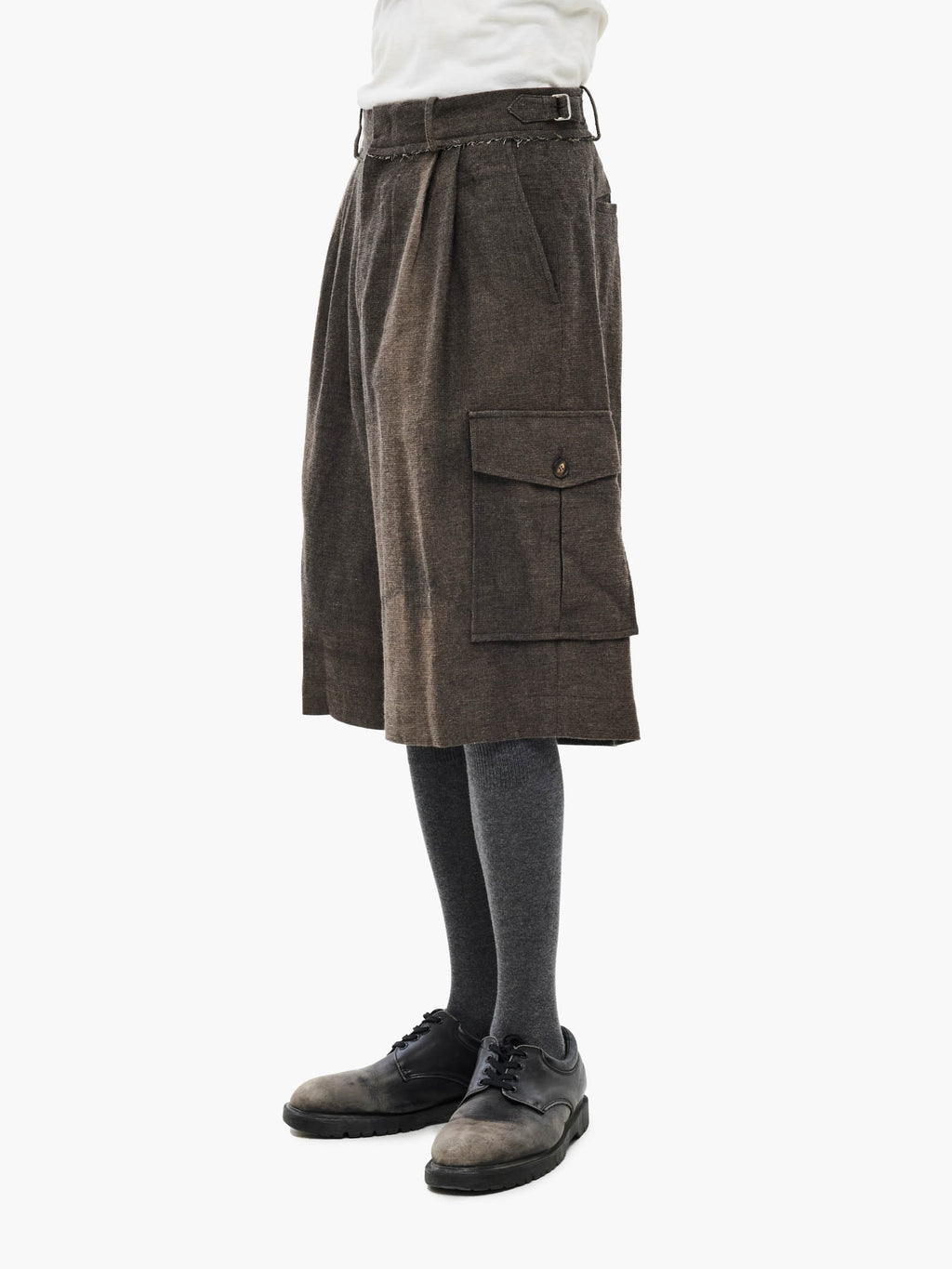 Jiyong Kim - Sun-Bleached Multi Pocket Half Trousers (Brown) product image 3 | TRAB K-Fashion Australia