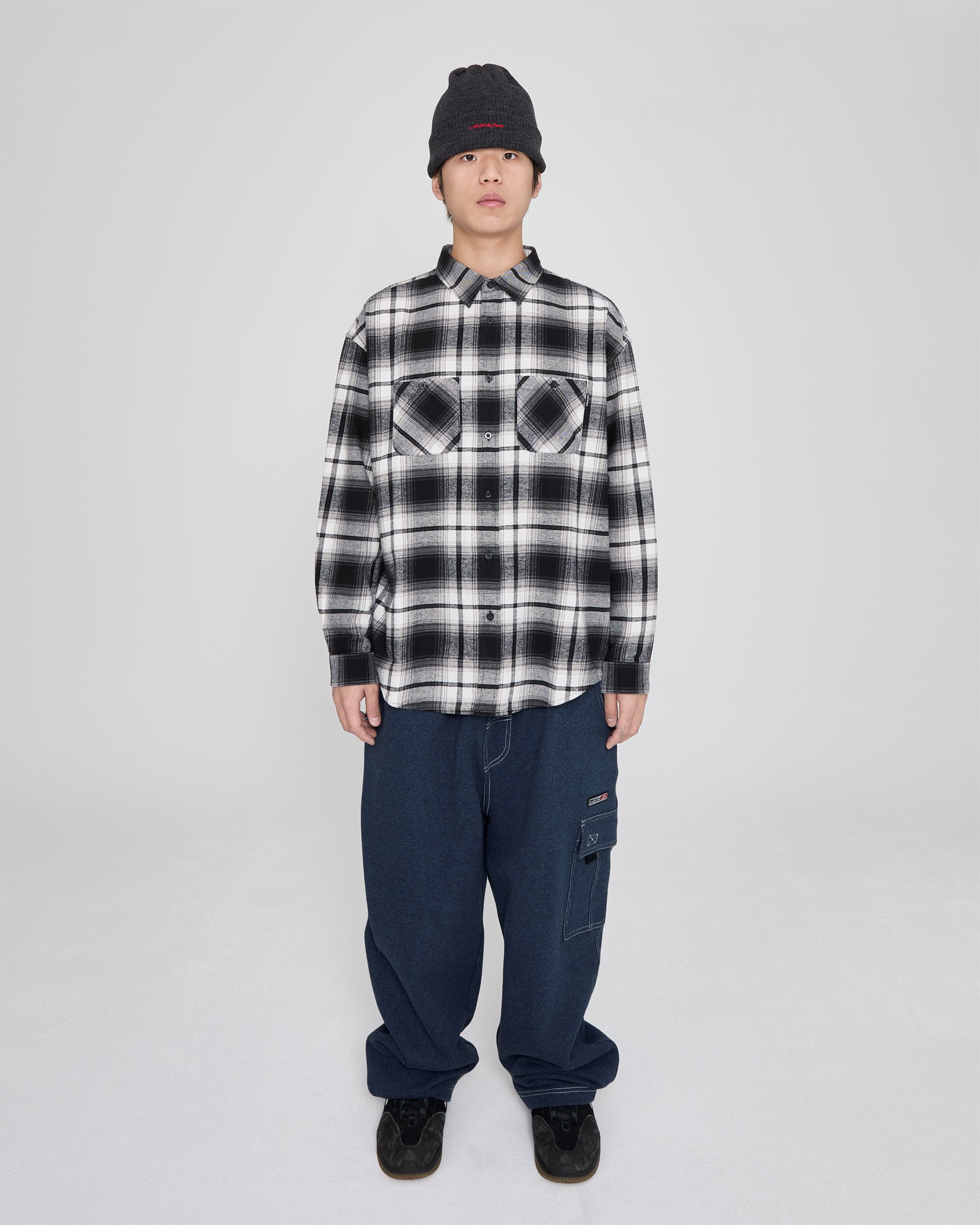 yeseyesee - Y.E.S Stitch Painter Sweatpants (Navy) product image 7 | TRAB K-Fashion Australia