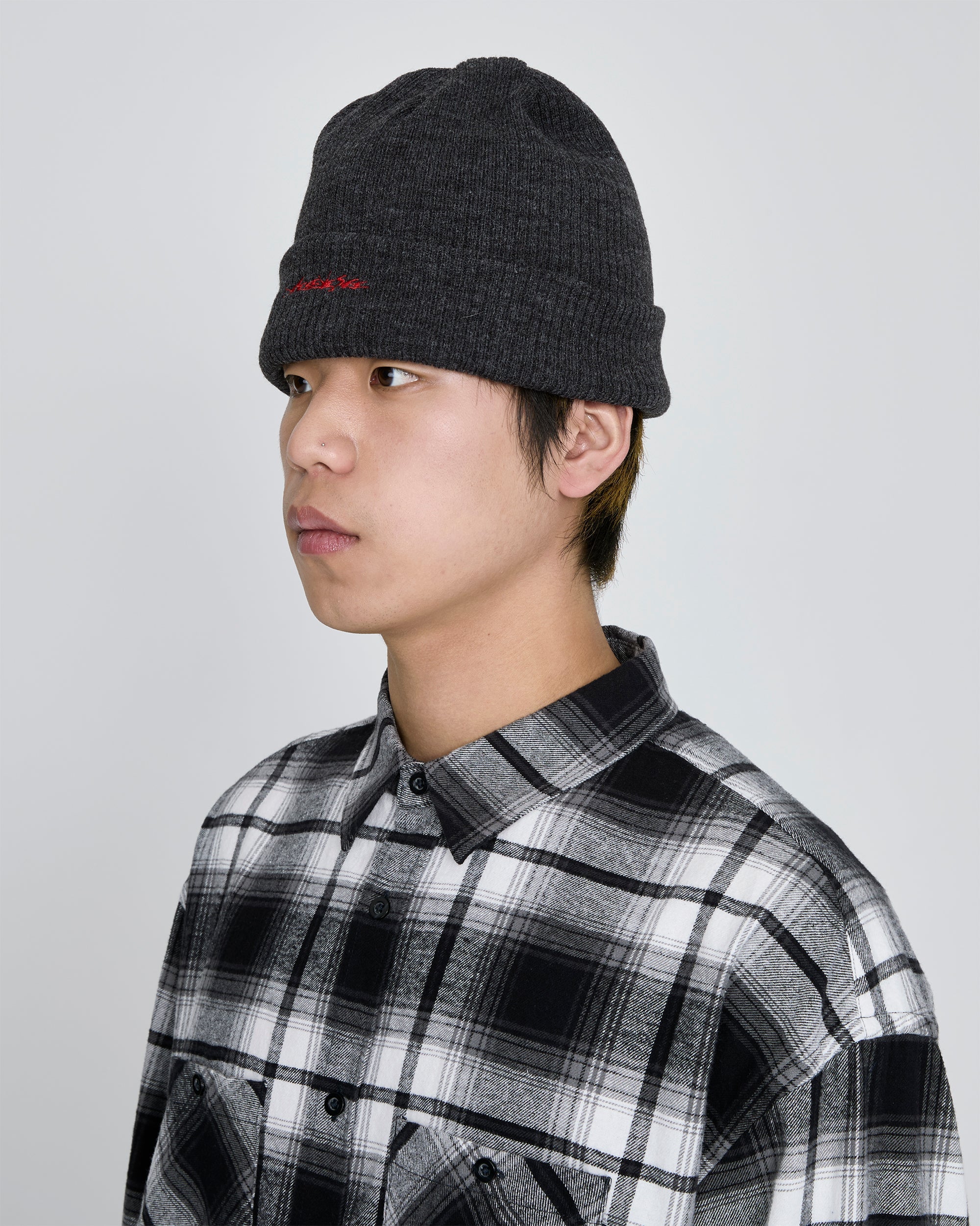 yeseyesee - Y.E.S Reversible Beanie (Charcoal) product image 7 | TRAB K-Fashion Australia