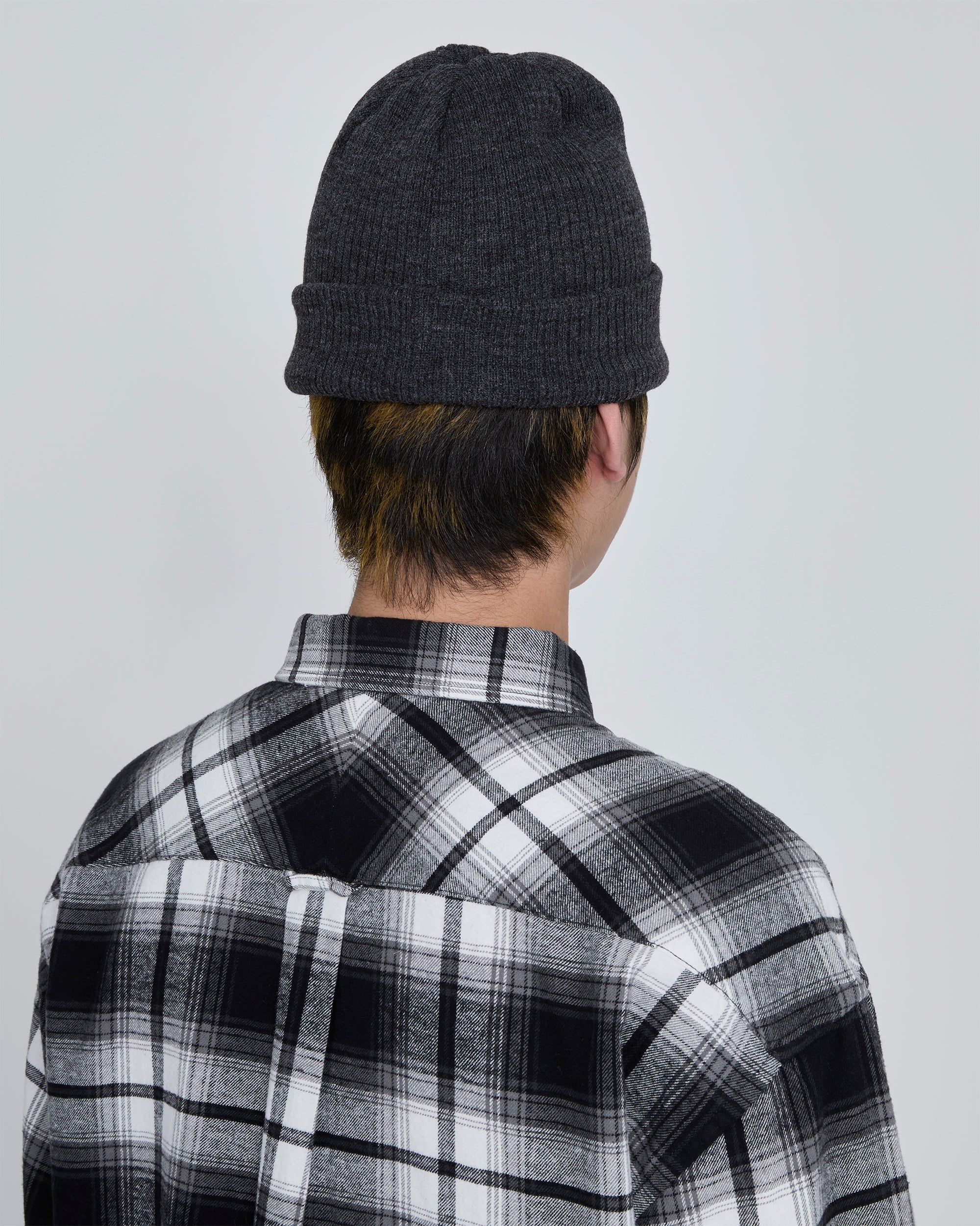 yeseyesee - Y.E.S Reversible Beanie (Charcoal) product image 8 | TRAB K-Fashion Australia