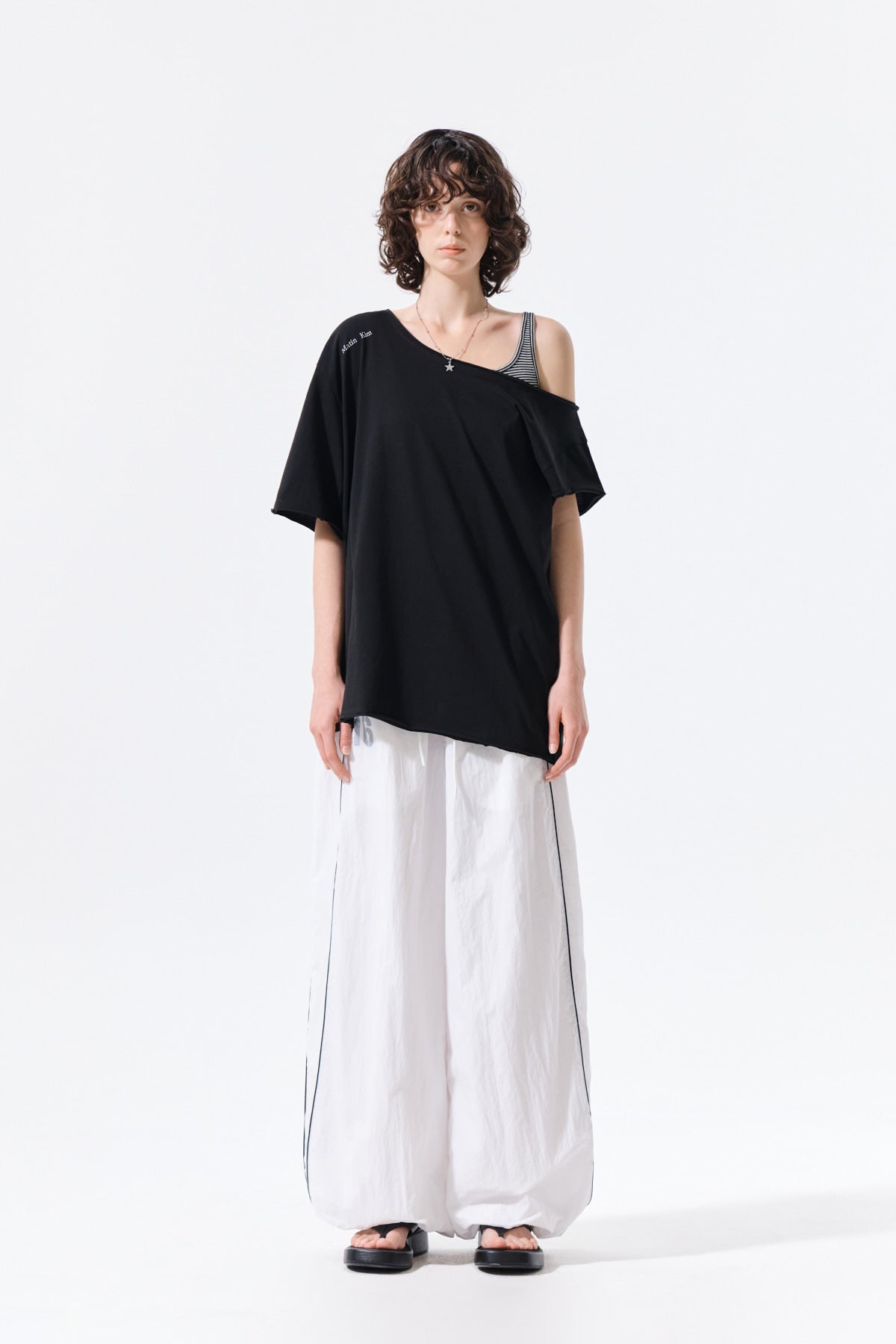 Matin Kim - Matin 16 Logo Track Pants (White) product image 12 | TRAB K-Fashion Australia