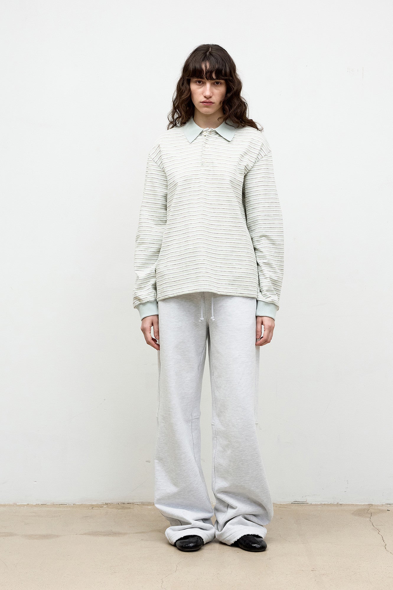 Coor - Distressed Easy Sweat Pants (Melange Gray) product image 2 | TRAB K-Fashion Australia