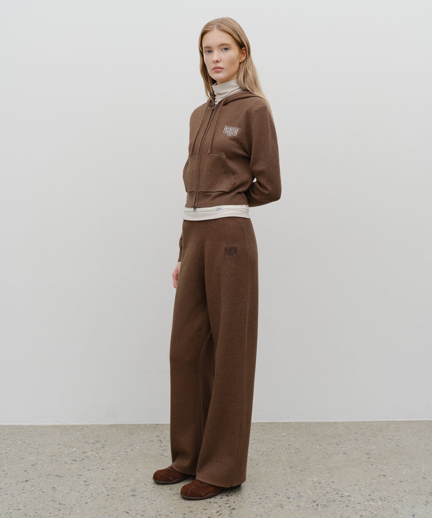 Marithe & Francois Girbaud - Classic Logo Knit Pants (Brown) product image 4 | TRAB K-Fashion Australia