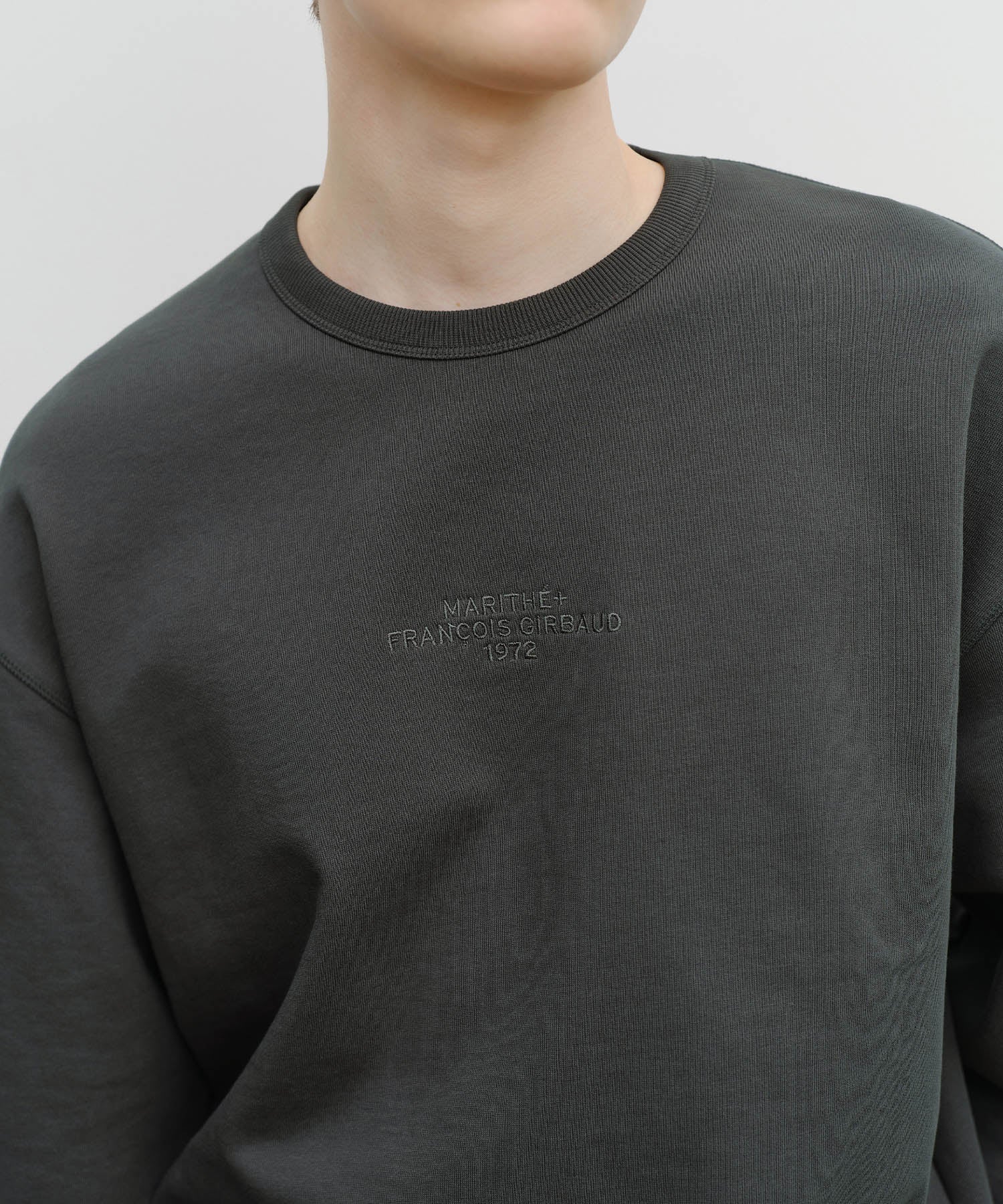 Marithe & Francois Girbaud - Lettering Logo Over Fit Sweatshirt (Charcoal) product image 4 | TRAB K-Fashion Australia