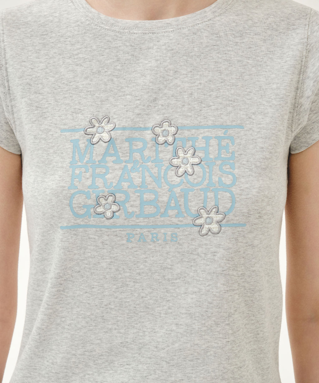 Marithe & Francois Girbaud - [Pre-order – Ships 19 Jun] Flower Classic Logo Cap Sleeve Slim Crop Tee (Light Heather Gray) product image 4 | TRAB K-Fashion Australia