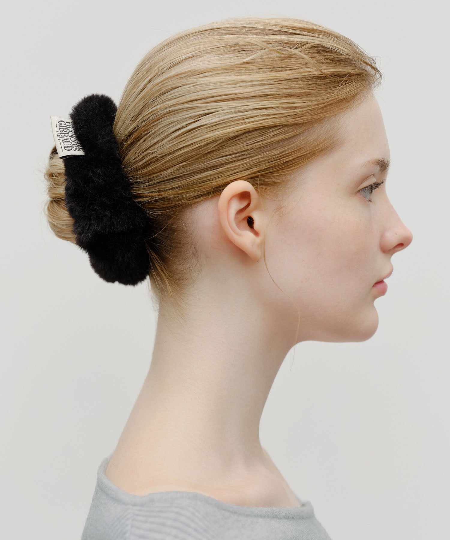 Marithe & Francois Girbaud - Classic Logo Fur Scrunchie (Black) product image 4 | TRAB K-Fashion Australia