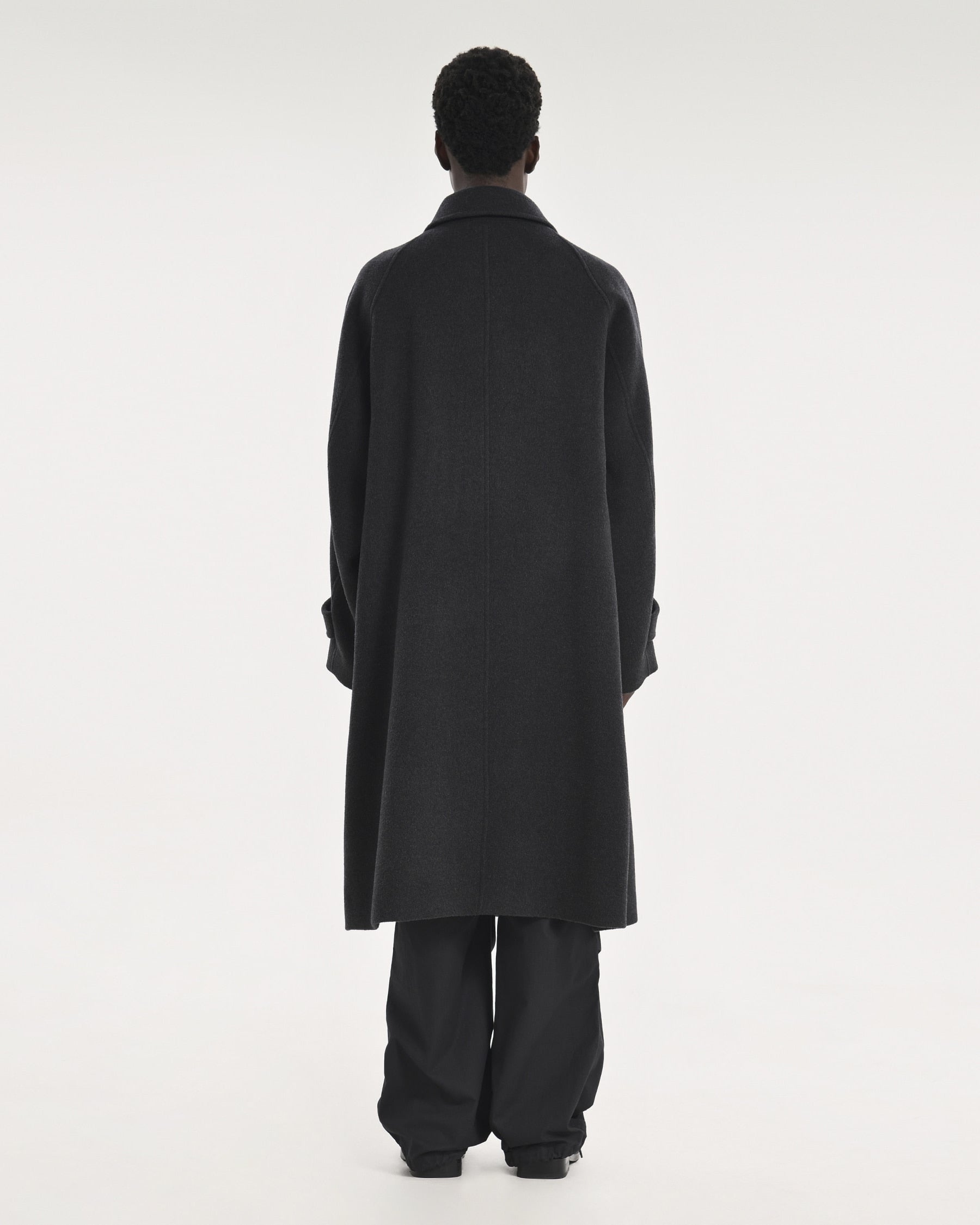 Brownyard - Balmacaan Coat (Charcoal) product image 2 | TRAB K-Fashion Australia
