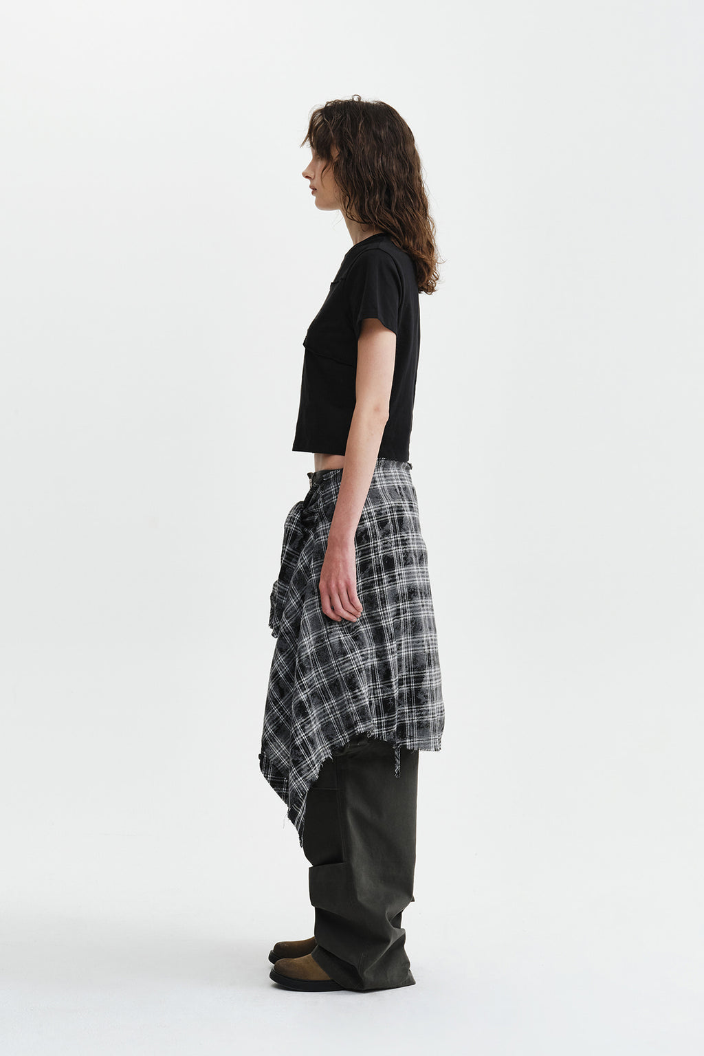 Matin Kim - Diagonal Cut Logo Crop Top (Black) product image 7 | TRAB K-Fashion Australia