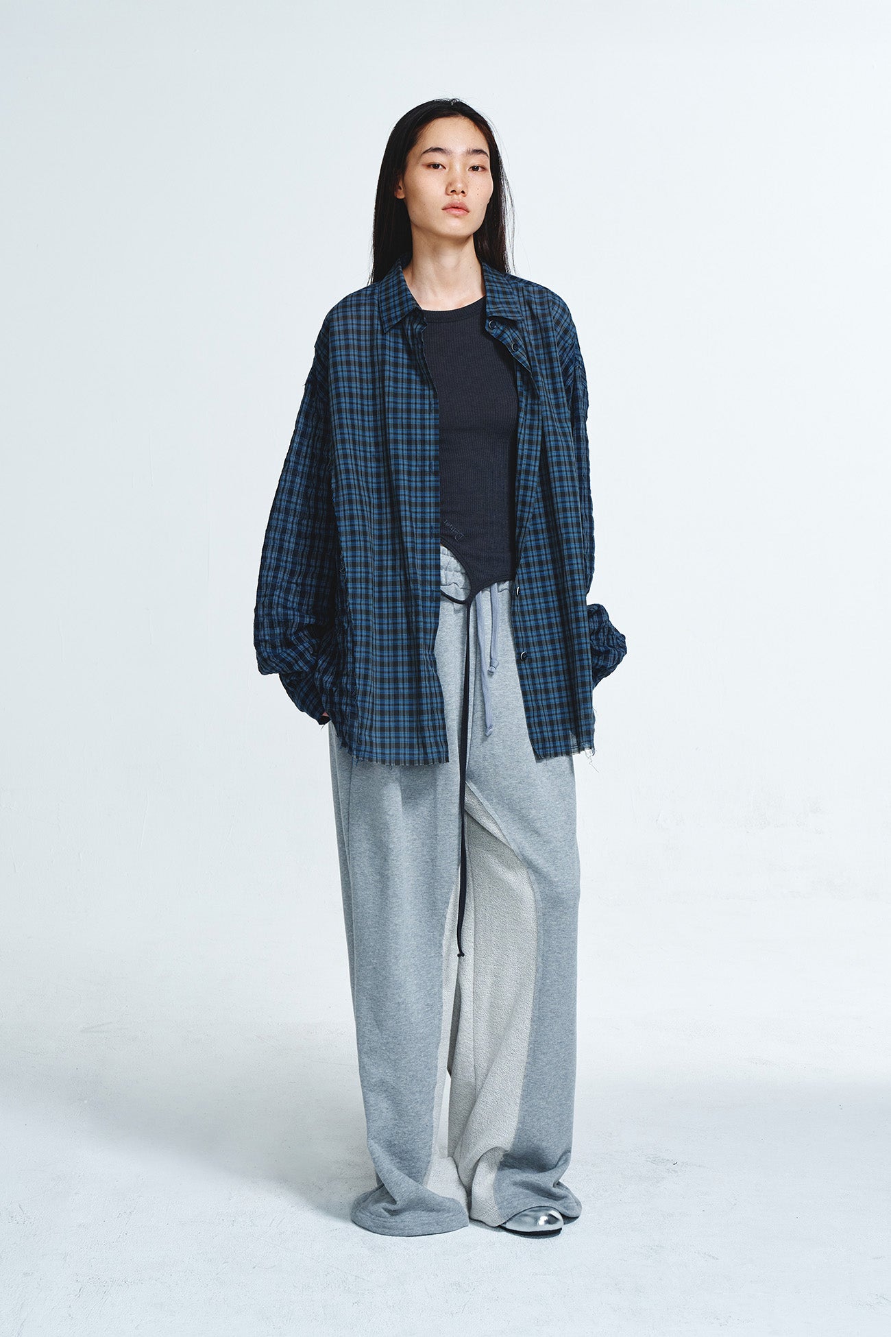 Deinet - Checkered Point Overfit Shirt (Navy) product image 4 | TRAB K-Fashion Australia