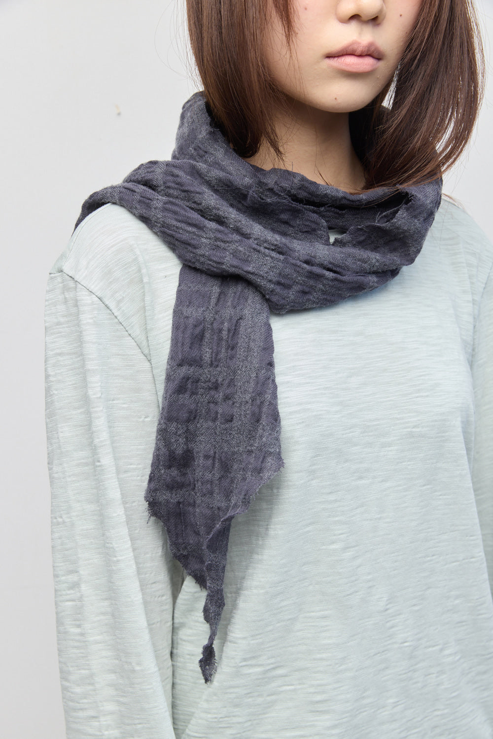 Hatchingroom - Crinkle Gauze Muffler (Charcoal) product image 8 | TRAB K-Fashion Australia