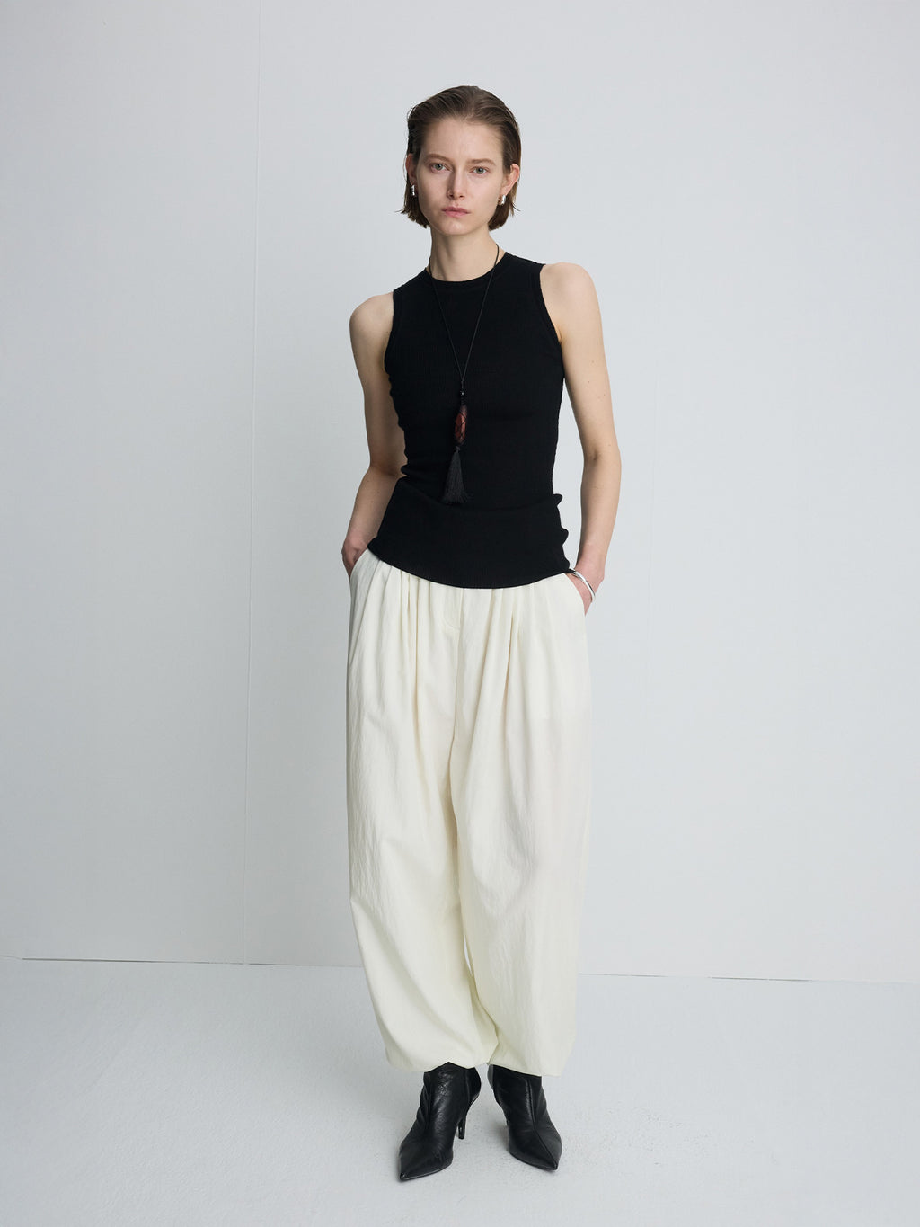 Tonywack - Wool Cashmere Ribbed Tank Top (Black) product image 1 | TRAB K-Fashion Australia