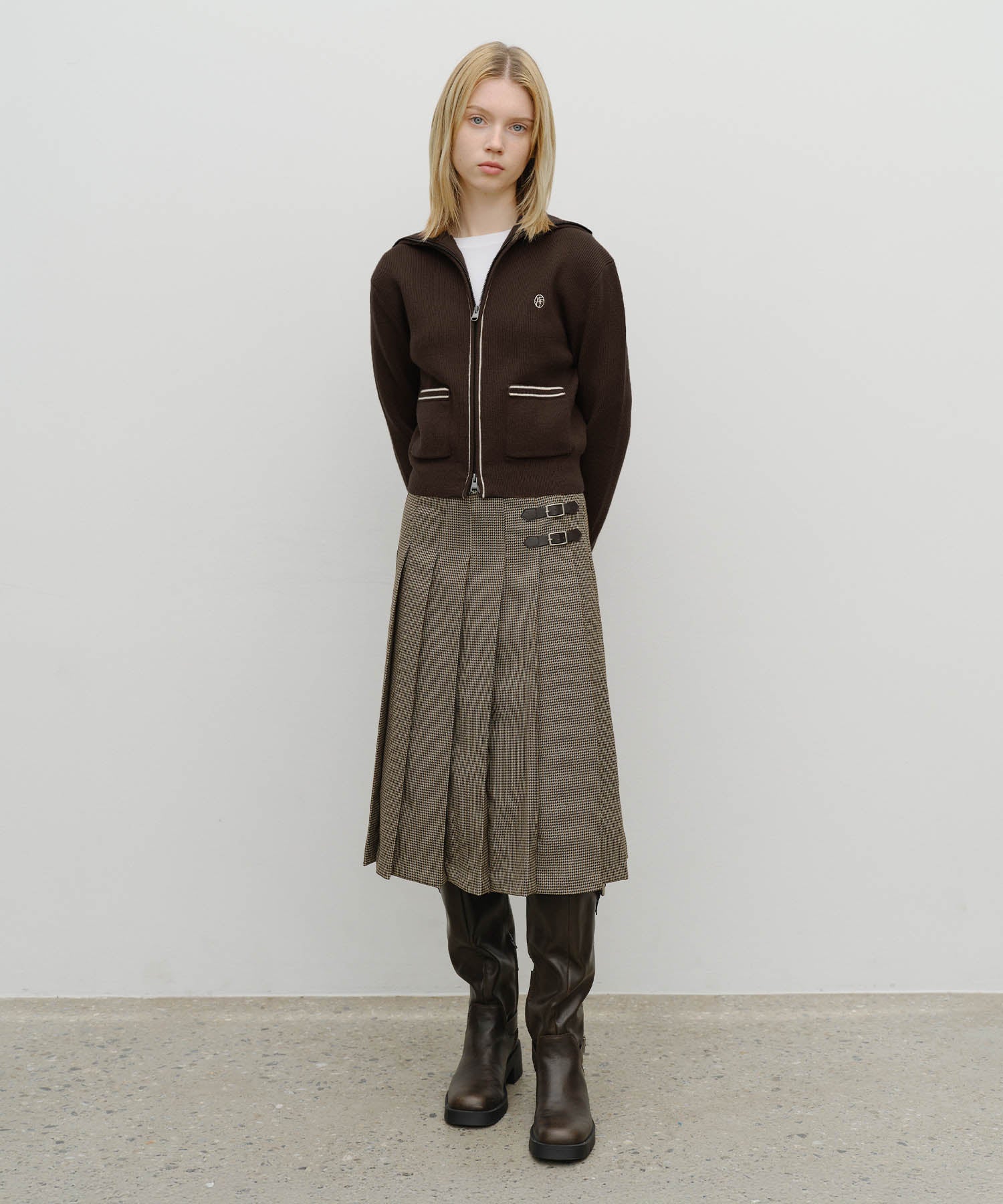 Marithe & Francois Girbaud - Big Collar Zip-up Cardigan (Brown) product image 5 | TRAB K-Fashion Australia