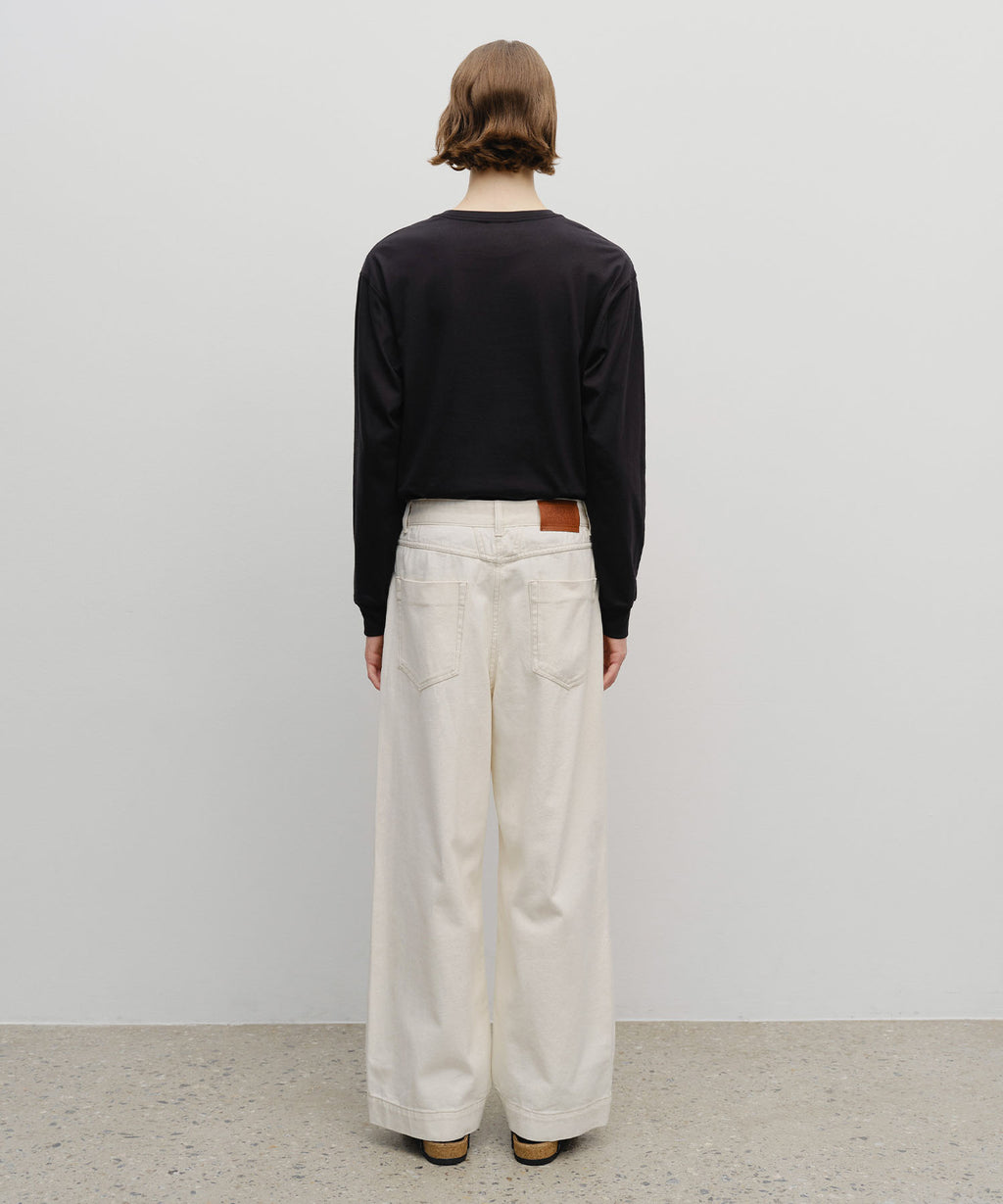 Marithe & Francois Girbaud - Low-waist Tuck Wide Denim Pants (Ecru) product image 5 | TRAB K-Fashion Australia