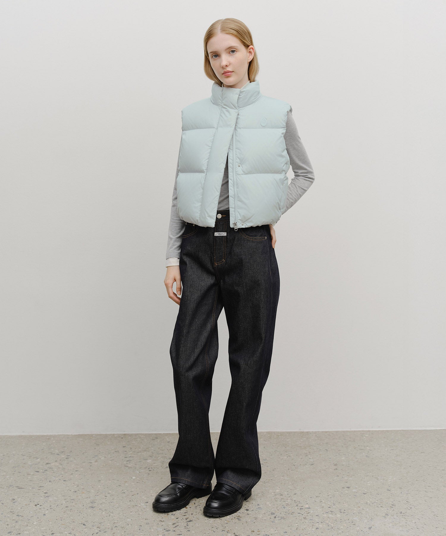 Marithe & Francois Girbaud - Circle Logo Crop Hooded Down Vest (Mint Gray) product image 5 | TRAB K-Fashion Australia