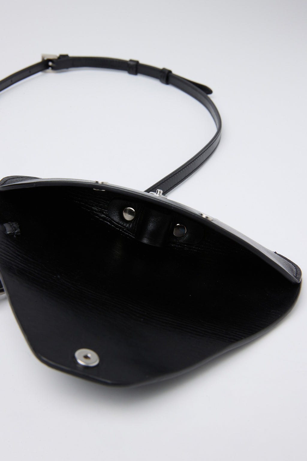Coor - Cow Leather Eyewear Holster (Black) product image 6 | TRAB K-Fashion Australia