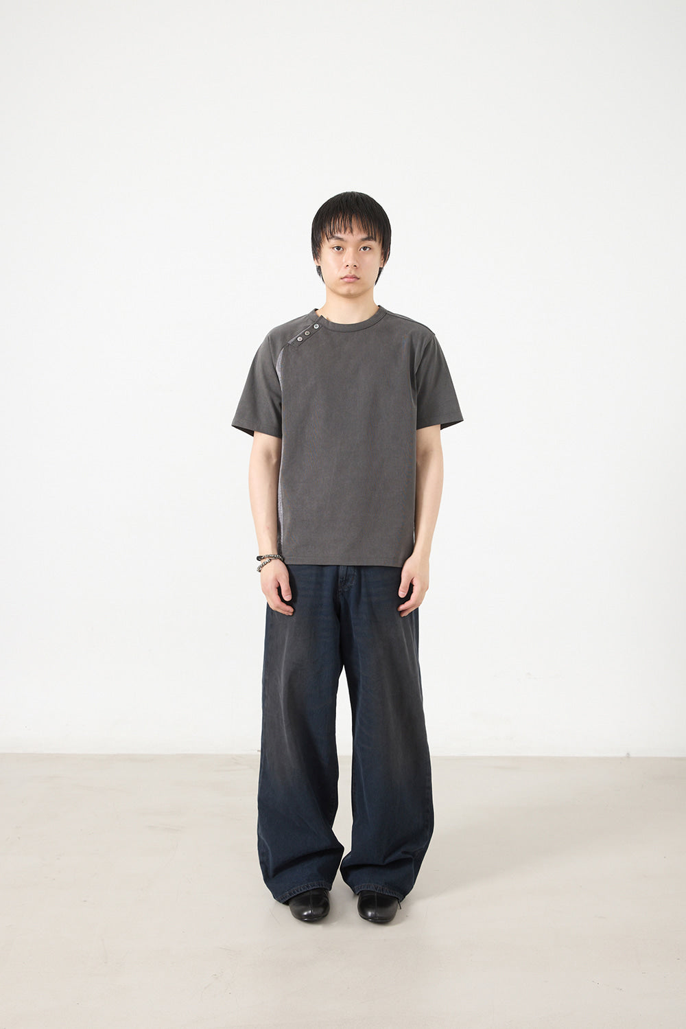 Hatchingroom - Curved Henley Neck Tee (Charcoal) product image 9 | TRAB K-Fashion Australia