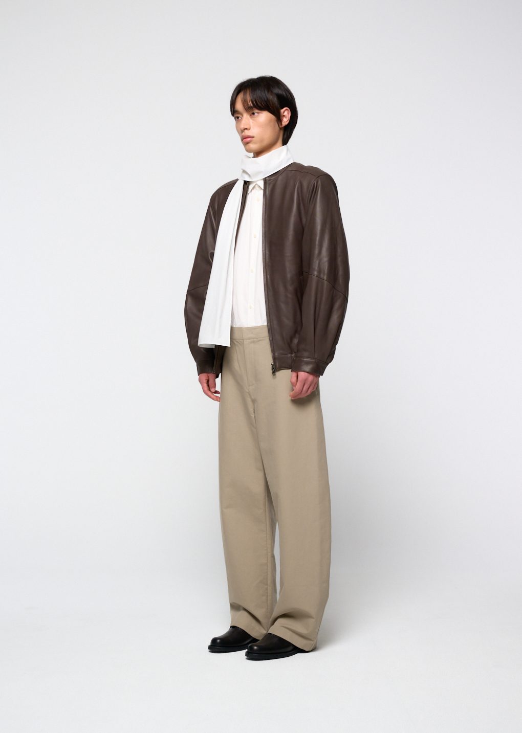 Amomento - Men's curved long pants (Beige) product image 6 | TRAB K-Fashion Australia