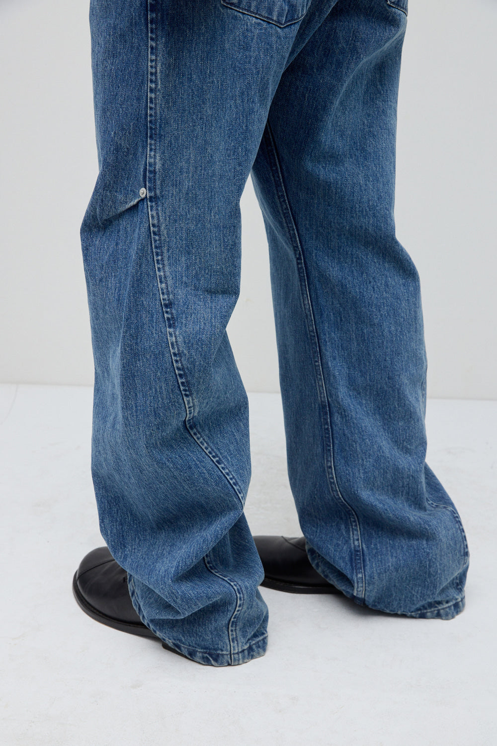 Hatchingroom - River Jeans (Blue) product image 9 | TRAB K-Fashion Australia