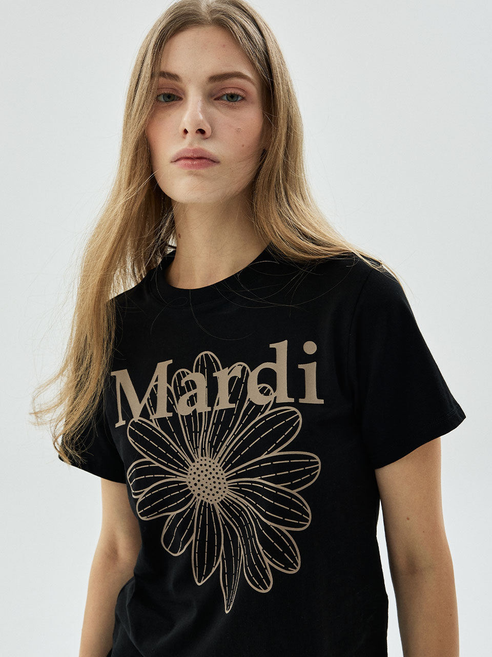 Mardi Mercredi - Slim Tshirt Flowermardi (Black Taupe) product image 1 | TRAB K-Fashion Australia