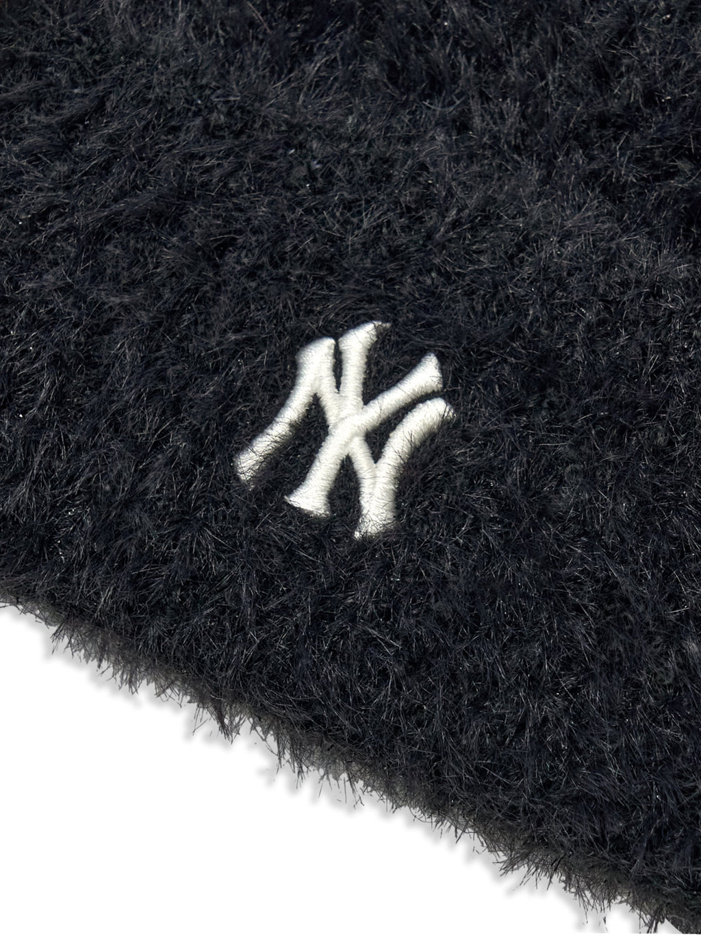 MLB Korea - MLB Ribbon Meow Beanie New York Yankees (Black) product image 4 | TRAB K-Fashion Australia
