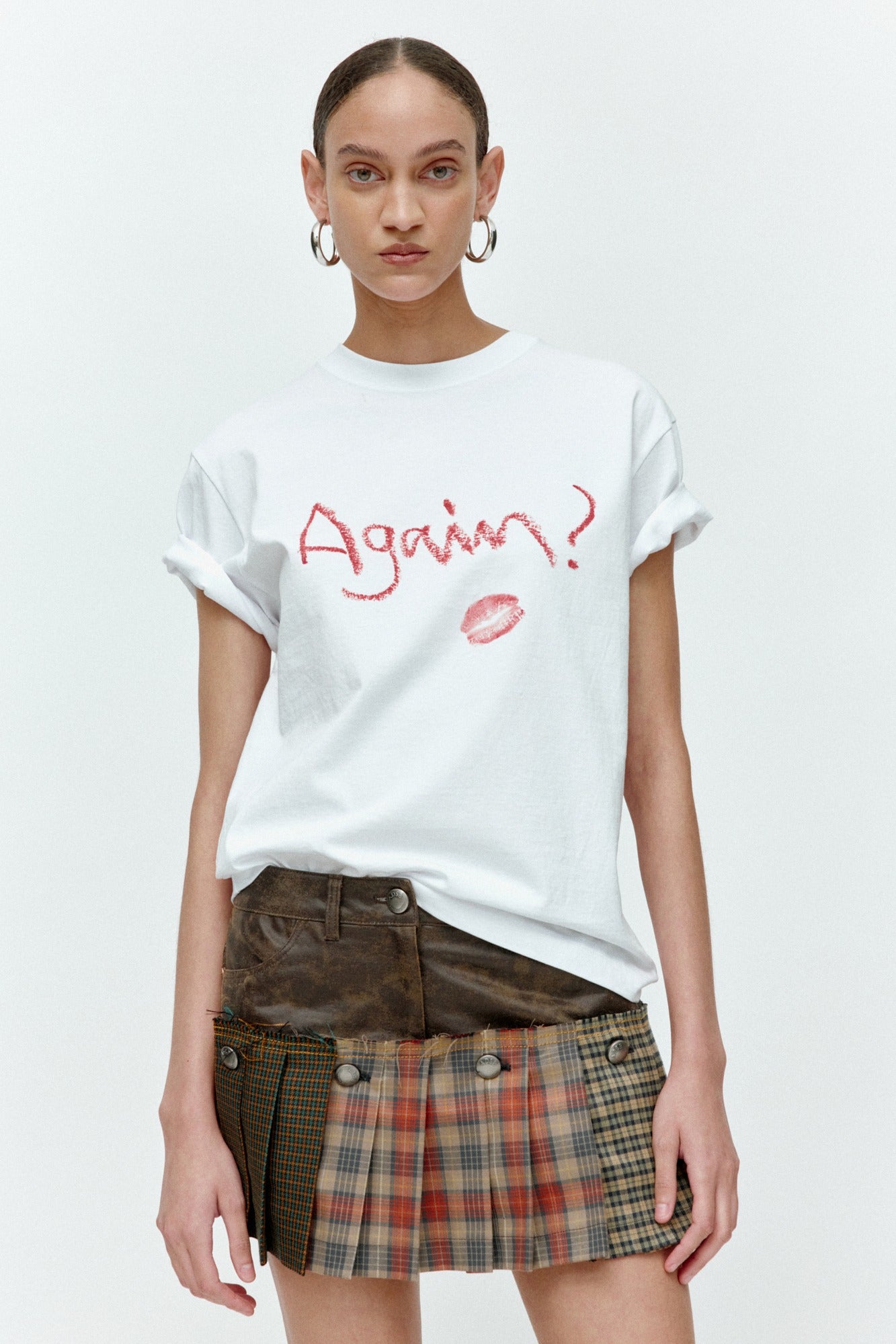Andersson Bell - (essential) Unisex Again Lip T-Shirt (Essential) product image 1 | TRAB K-Fashion Australia
