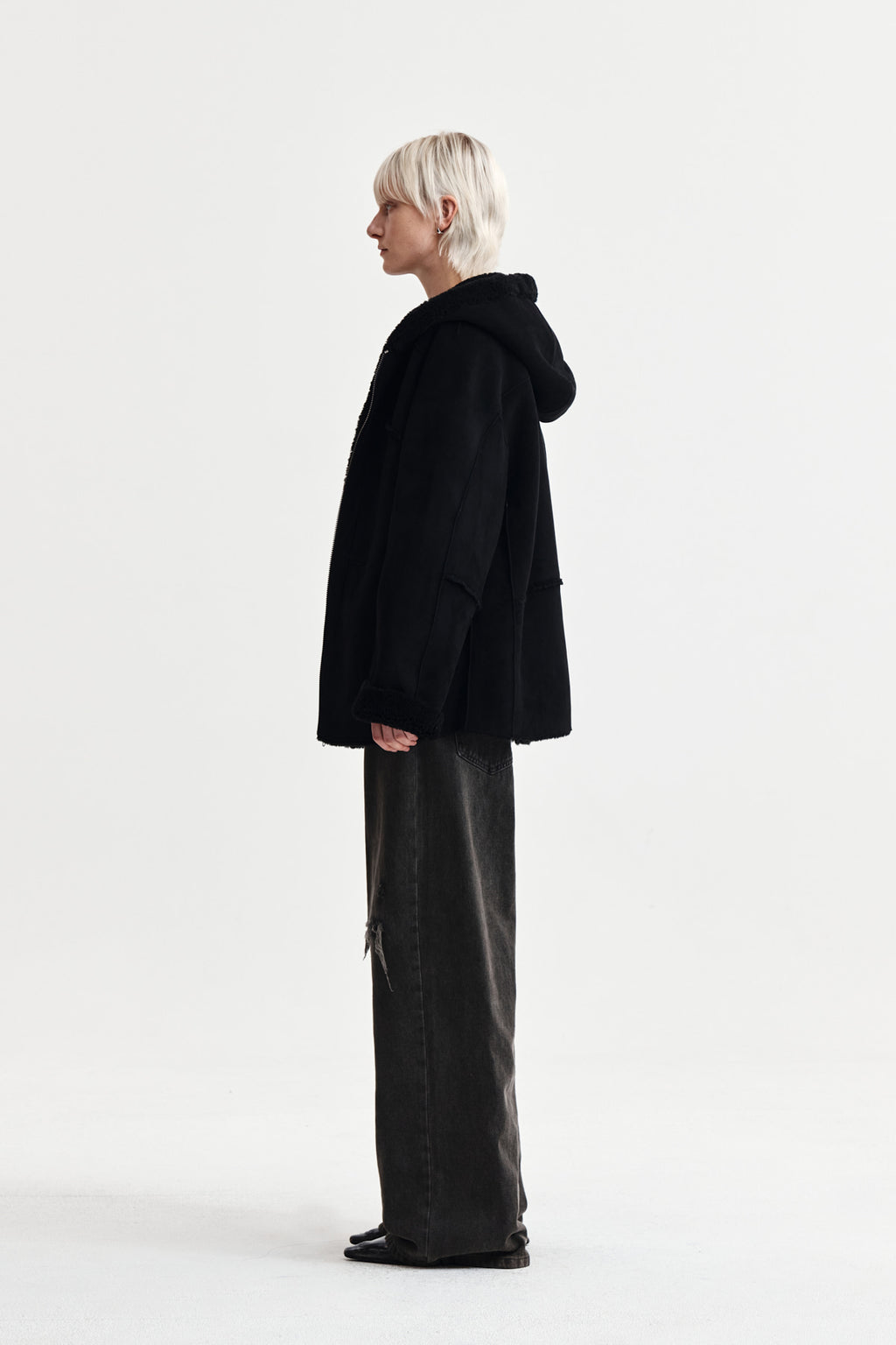 Matin Kim - Reversible Hoody Mustang (Black) product image 6 | TRAB K-Fashion Australia