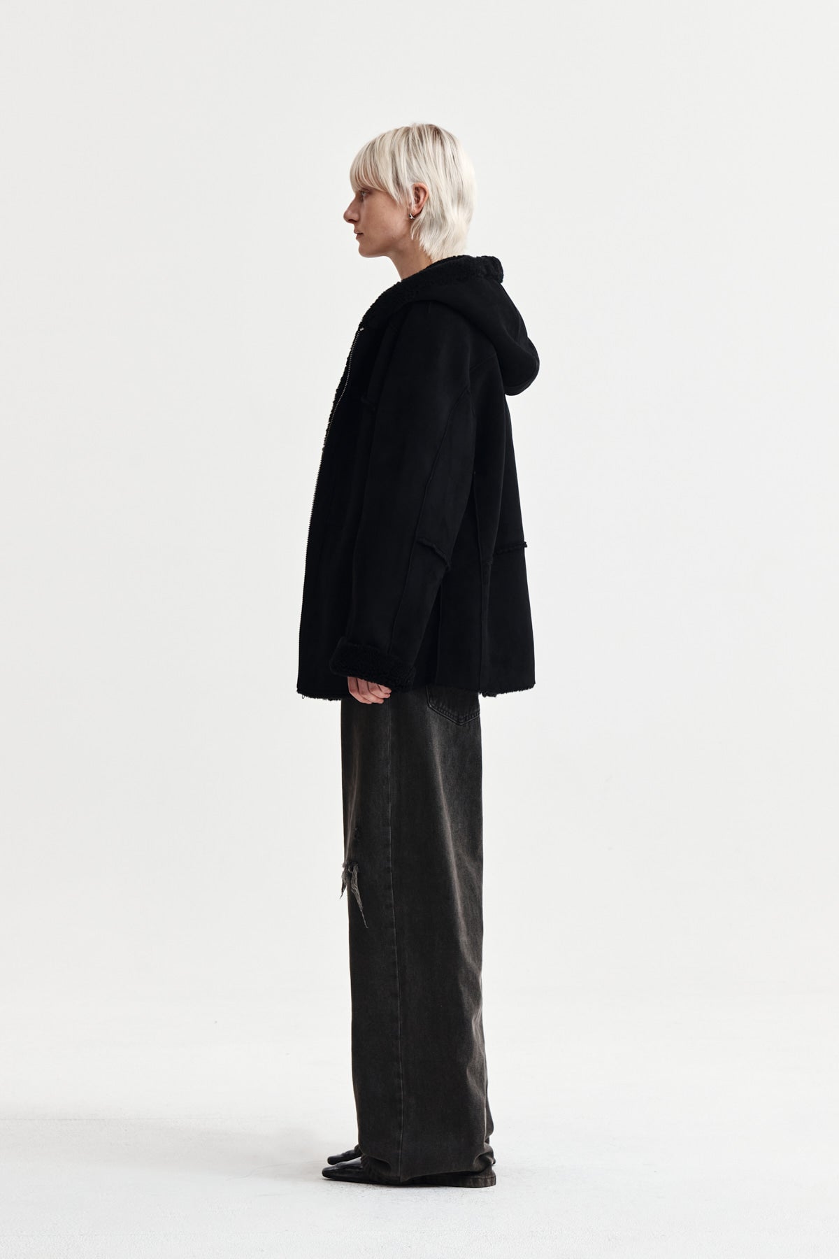 Matin Kim - Reversible Hoody Mustang (Black) product image 6 | TRAB K-Fashion Australia