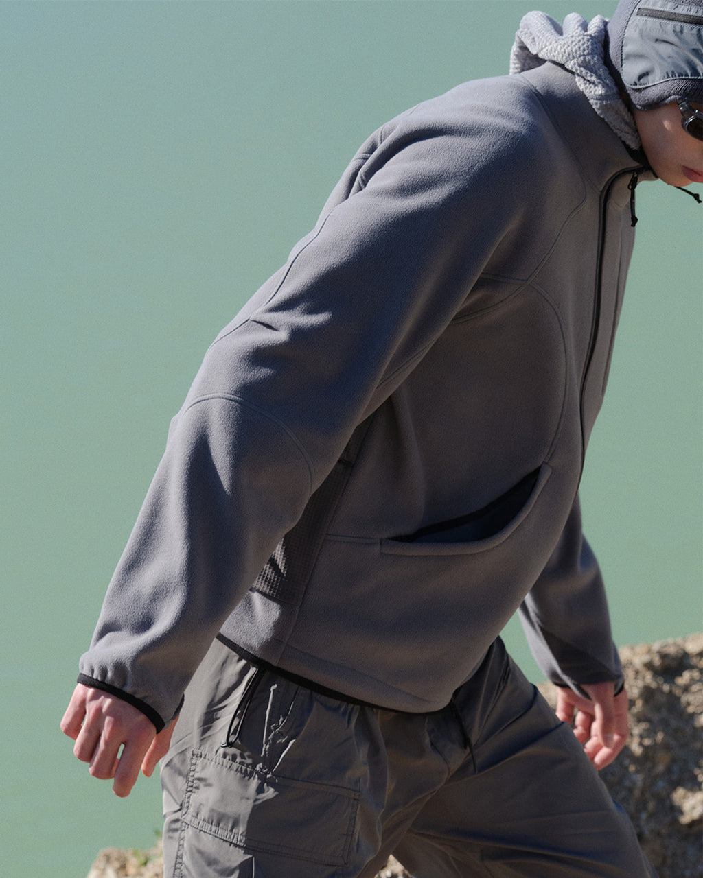 Eastlogue - Montane Waves Fleece Jacket (Gunmetal) product image 2 | TRAB K-Fashion Australia