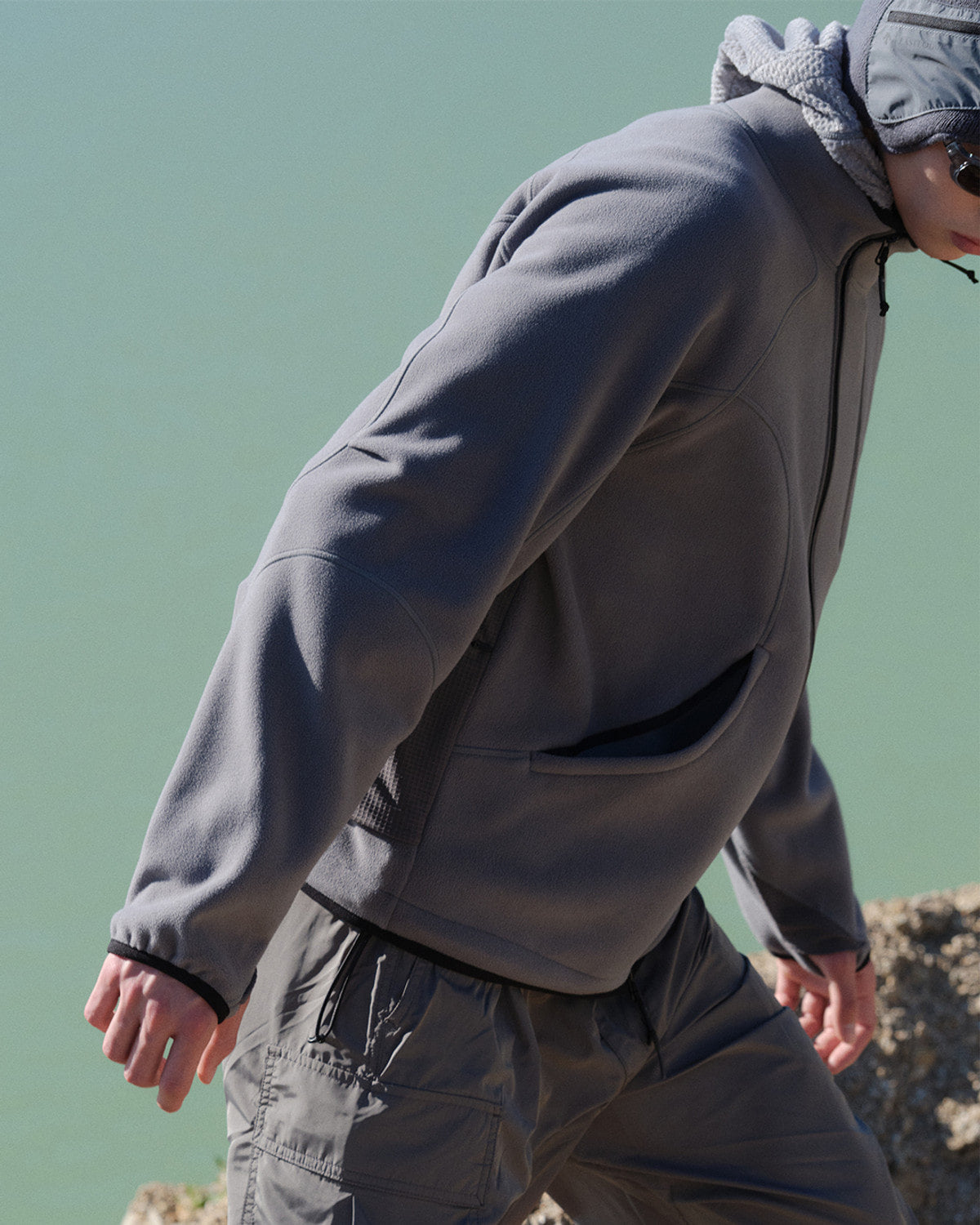 Eastlogue - Montane Waves Fleece Jacket (Gunmetal) product image 2 | TRAB K-Fashion Australia