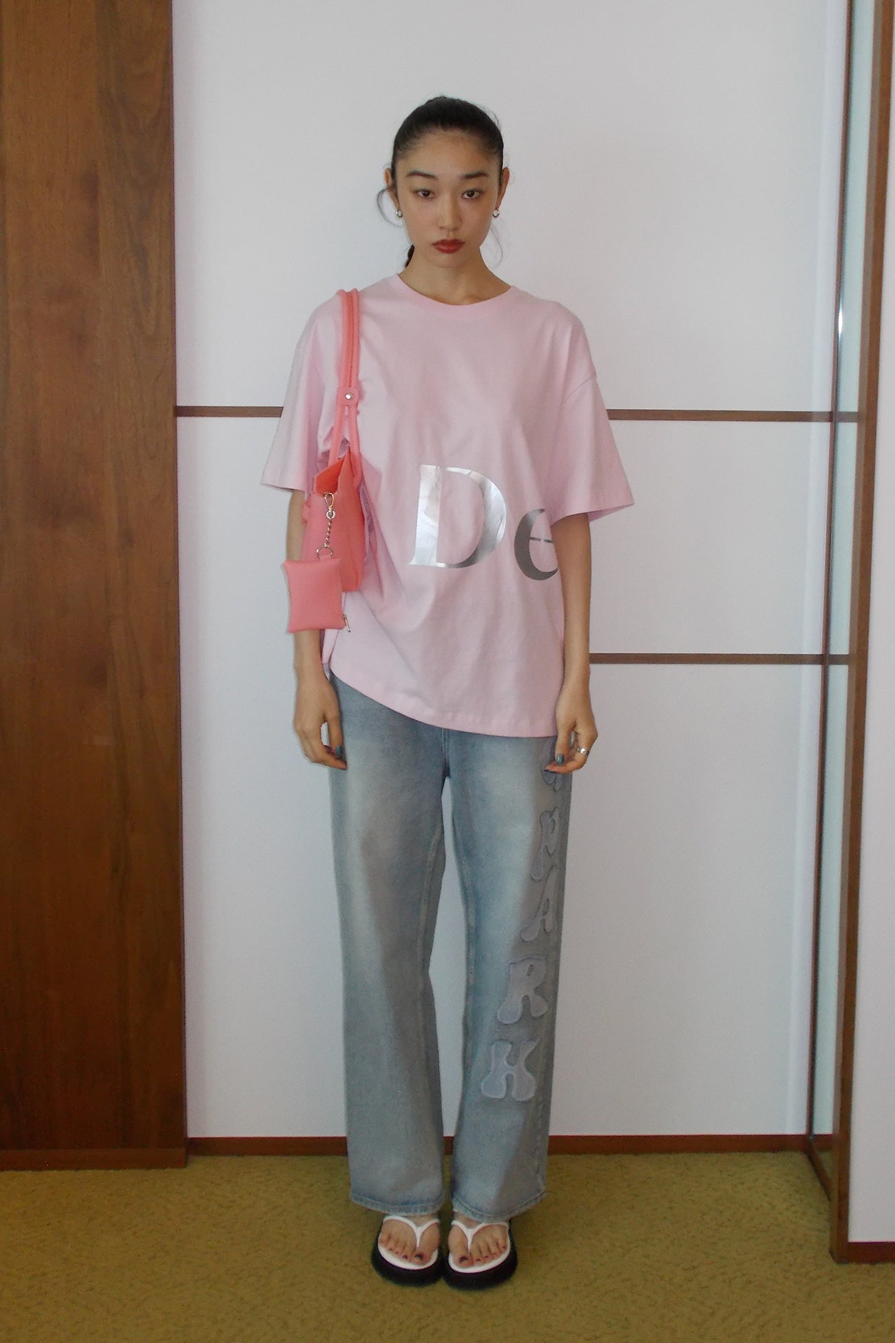 Deinet - Silver Logo T-Shirt (Light Pink) product image 4 | TRAB K-Fashion Australia