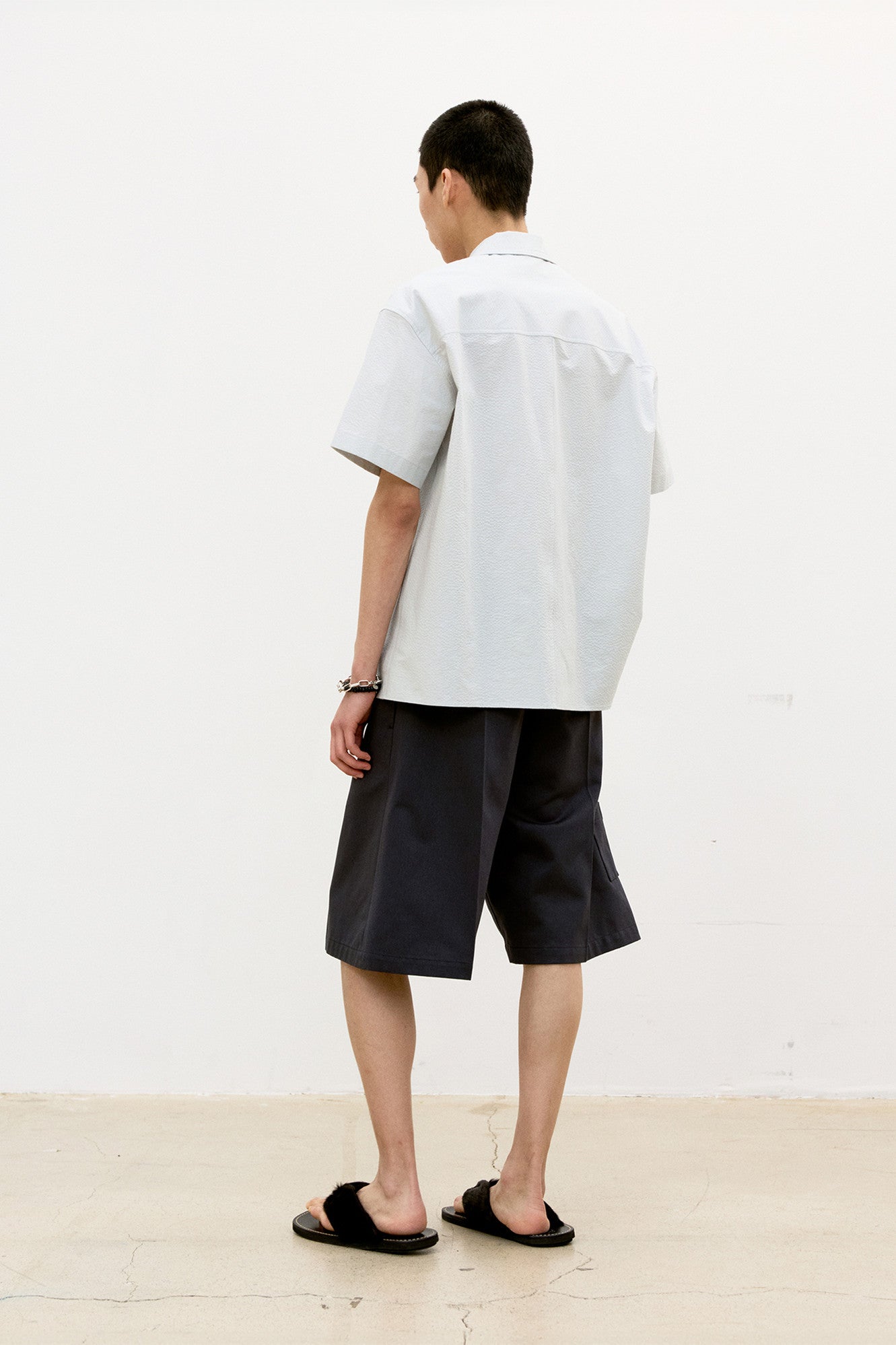 Coor - Panel Line Camp Collar Half Shirt (Cool Gray) product image 4 | TRAB K-Fashion Australia