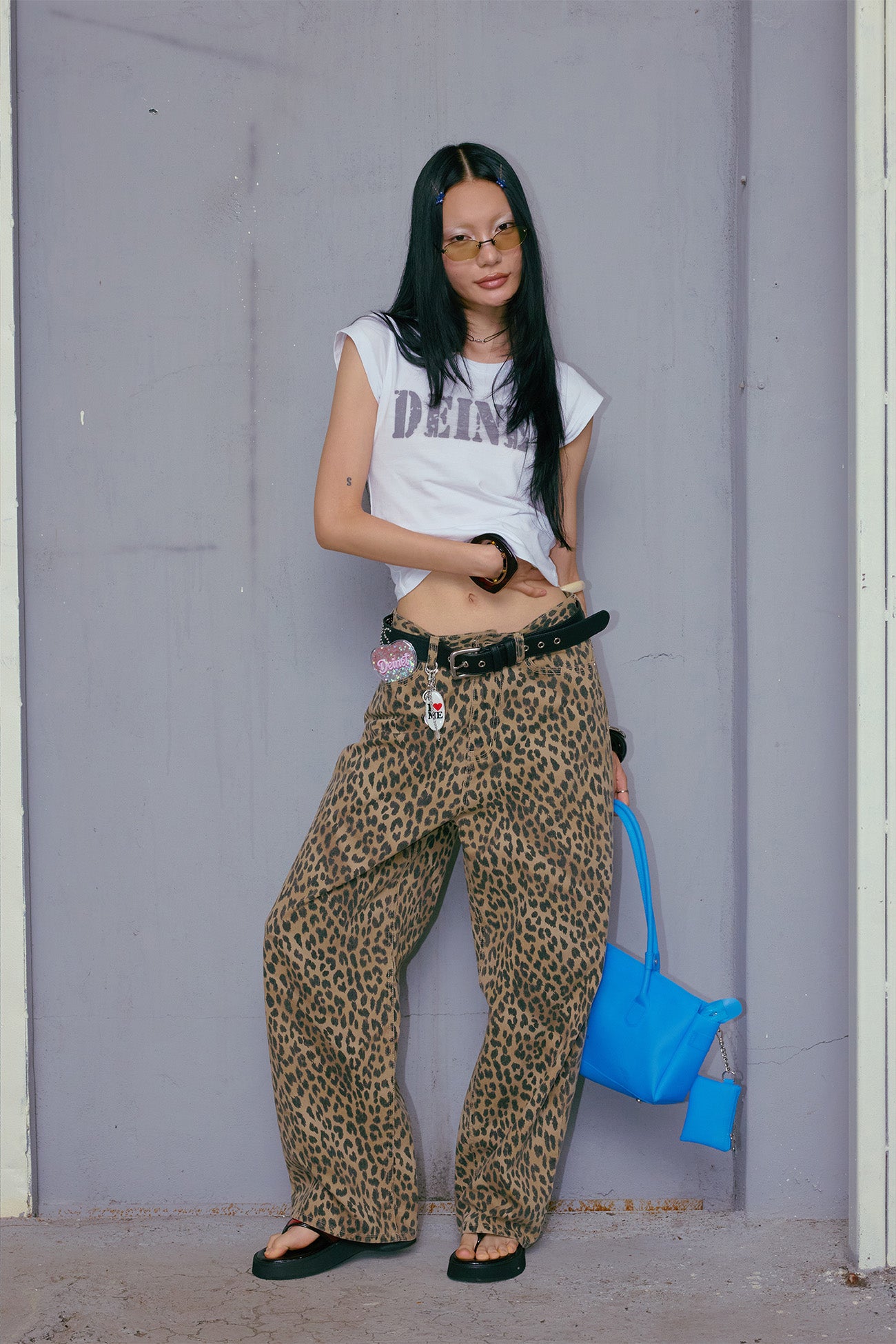 Deinet - Typo Graphic2 T-Shirt (White) product image 5 | TRAB K-Fashion Australia