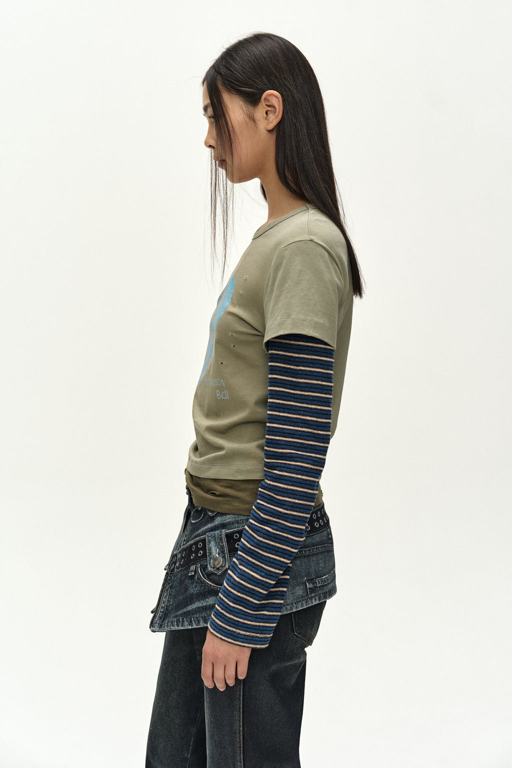 Andersson Bell - Layered Heart Message Long Sleeve T-Shirt (khaki) (Khaki) product image 6 | TRAB K-Fashion Australia