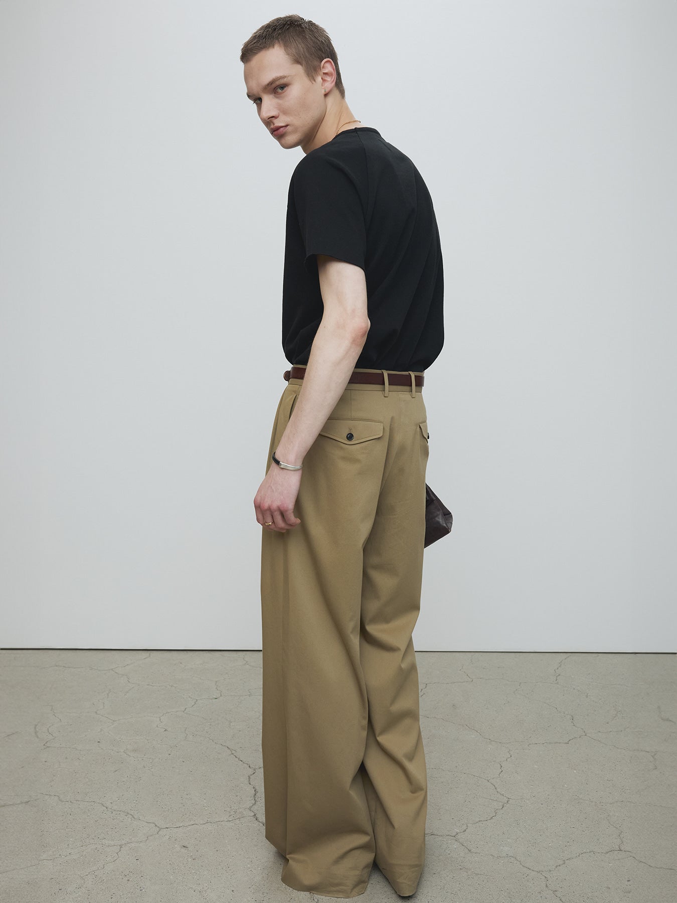 Tonywack - Raw Edge Washed T-Shirt (Black) product image 4 | TRAB K-Fashion Australia