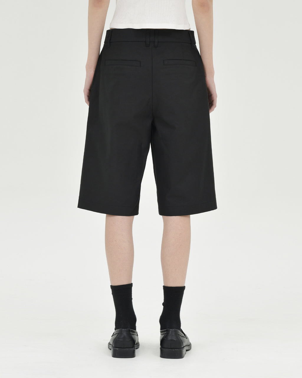 Brownyard - Bermuda Pants (Black) product image 2 | TRAB K-Fashion Australia