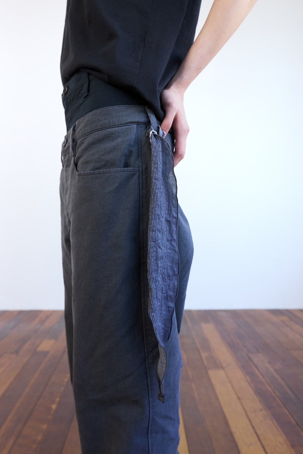 Hatchingroom - Keyring Scarf Stripe Charcoal (OC) product image 8 | TRAB K-Fashion Australia
