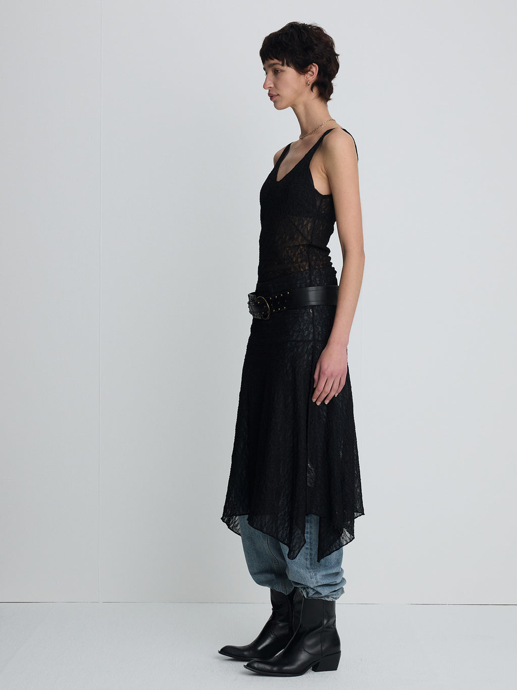 Tonywack - Lace Sleeveless Maxi Dress (Black) product image 6 | TRAB K-Fashion Australia