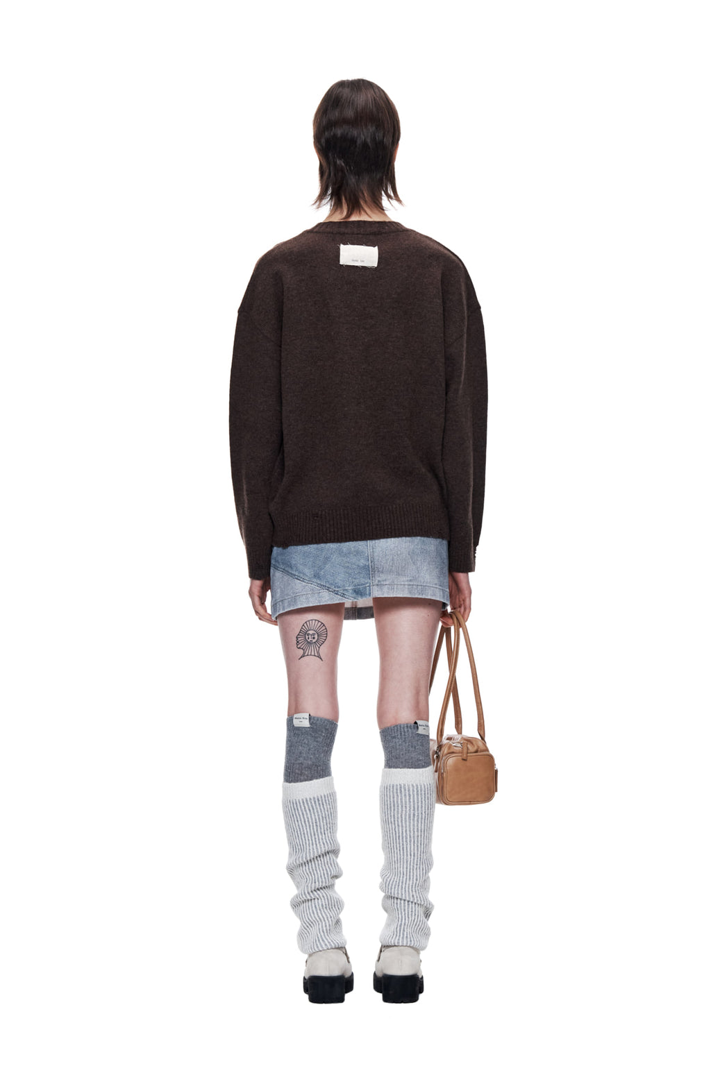 Matin Kim - Matin Sleeve Line Knit Pullover (Brown) product image 7 | TRAB K-Fashion Australia