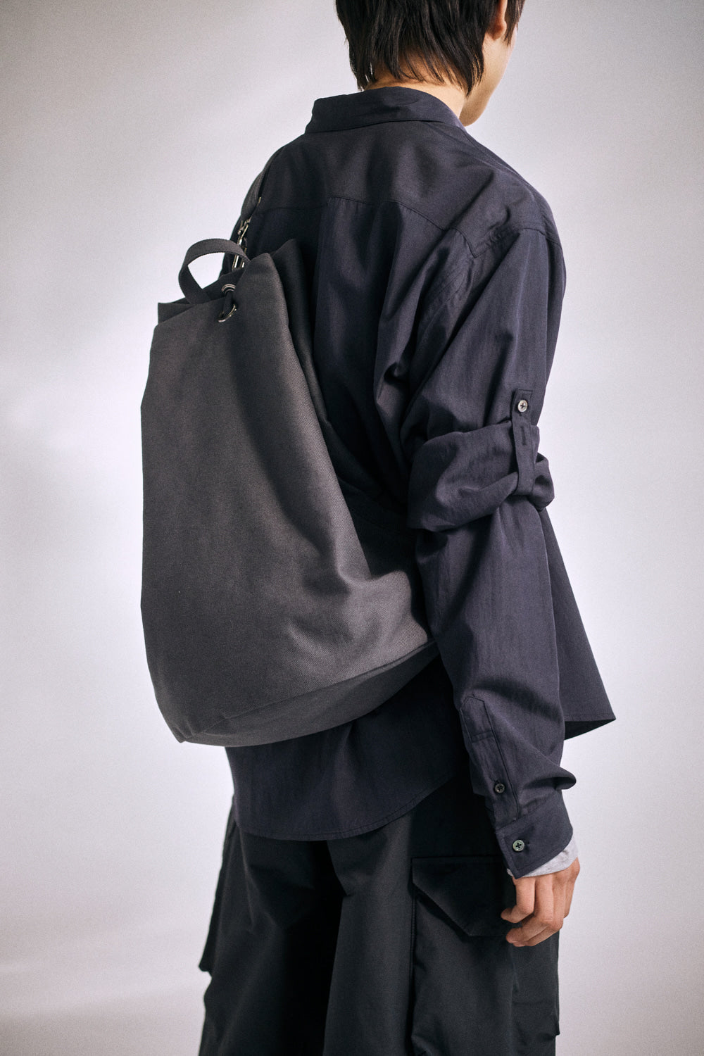 Hatchingroom - Duffle Cross Bag (Graphite) product image 14 | TRAB K-Fashion Australia