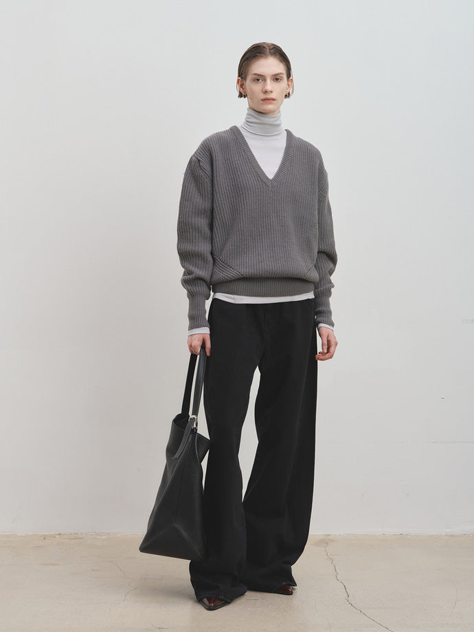Tonywack - Merino Wool V-Neck Oversized Sweater (Grey) product image 3 | TRAB K-Fashion Australia