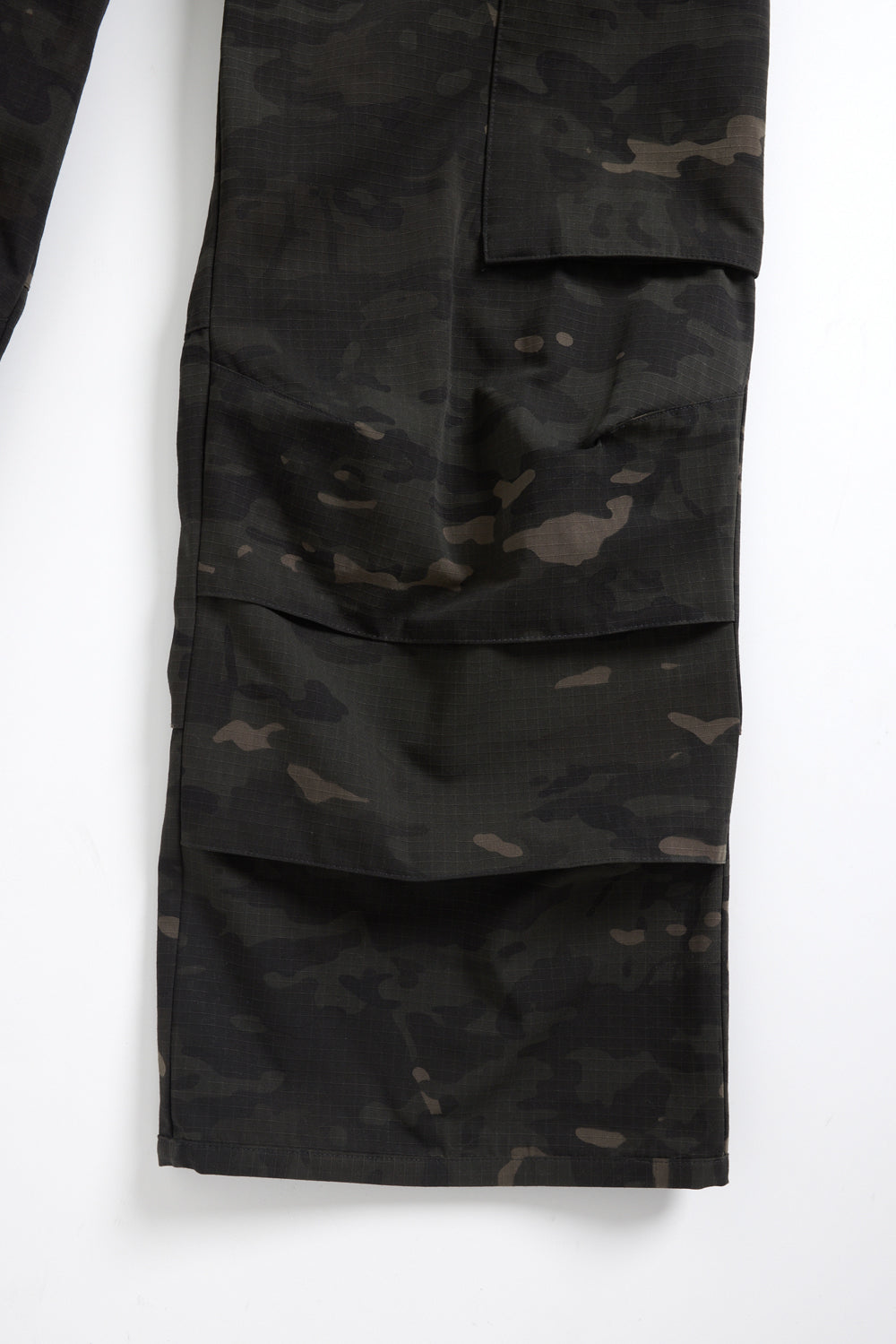 Hatchingroom - Fatigue Over Pants Ripstop Black (Camo) product image 7 | TRAB K-Fashion Australia