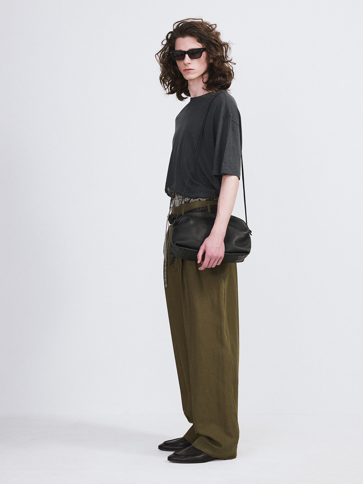 Recto - Linen Blend Loose Fit T-Shirt (Indigo Navy) product image 3 | TRAB K-Fashion Australia