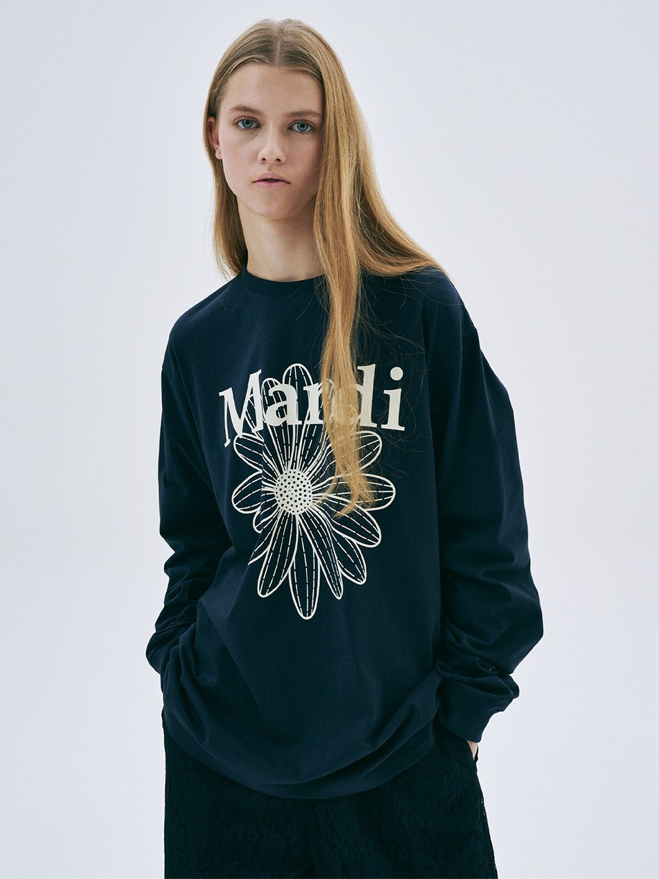 Mardi Mercredi - Unisex Tshirt Long Sleeve Flowermardi (Navy Ivory) product image 1 | TRAB K-Fashion Australia