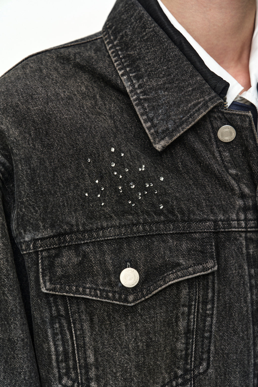 Andersson Bell - Unisex Asymmetric Layered Beads Denim Jacket (Black) product image 7 | TRAB K-Fashion Australia