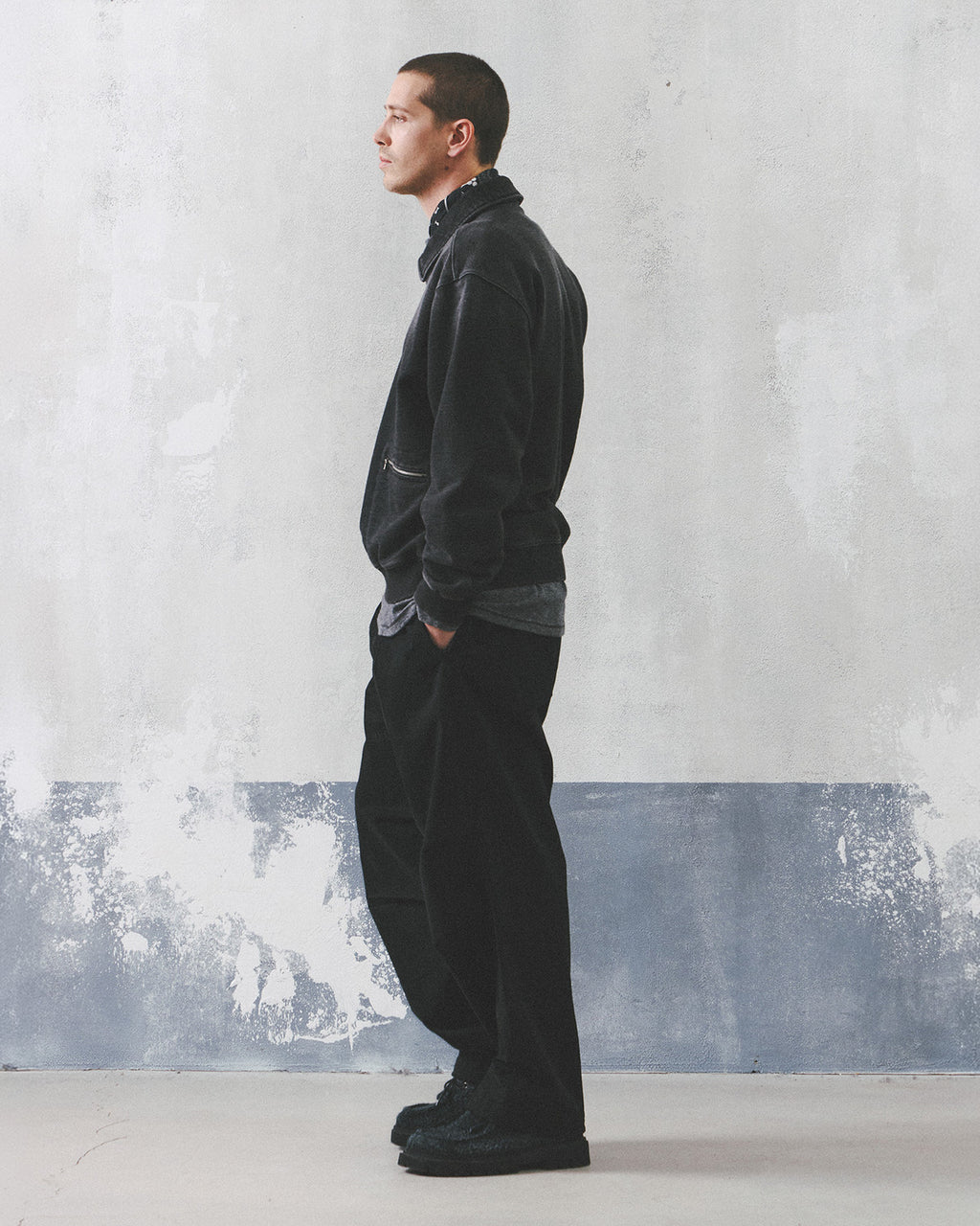 Eastlogue - Caravan Half Zip-up Sweat (Black) product image 5 | TRAB K-Fashion Australia