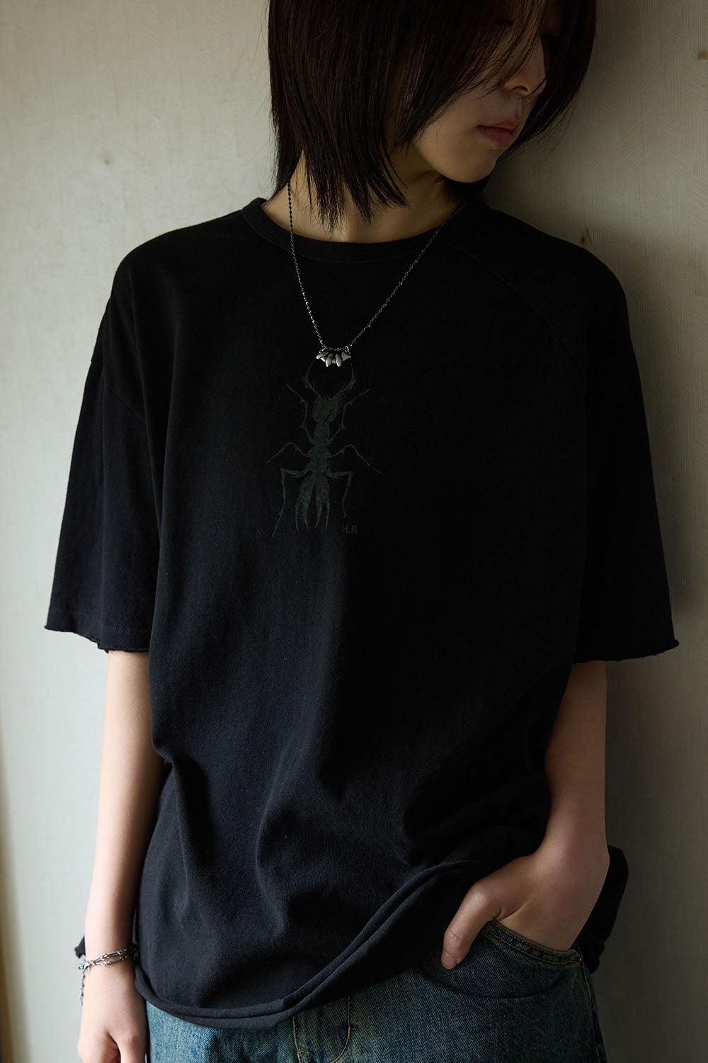 Hatchingroom - Ant Tee (Black) product image 10 | TRAB K-Fashion Australia