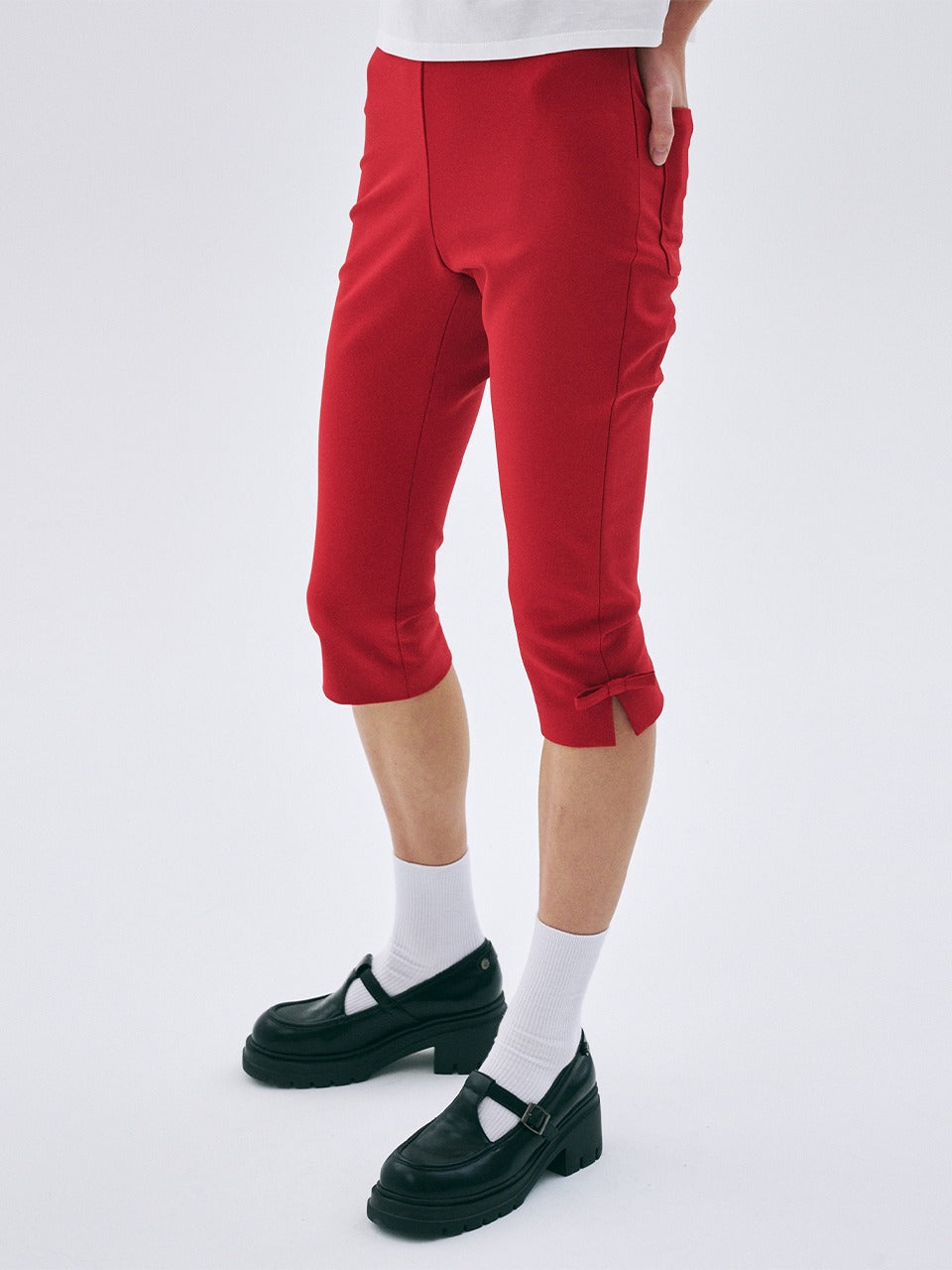 Mardi Mercredi - Ribbon Capri Pants (Red) product image 1 | TRAB K-Fashion Australia