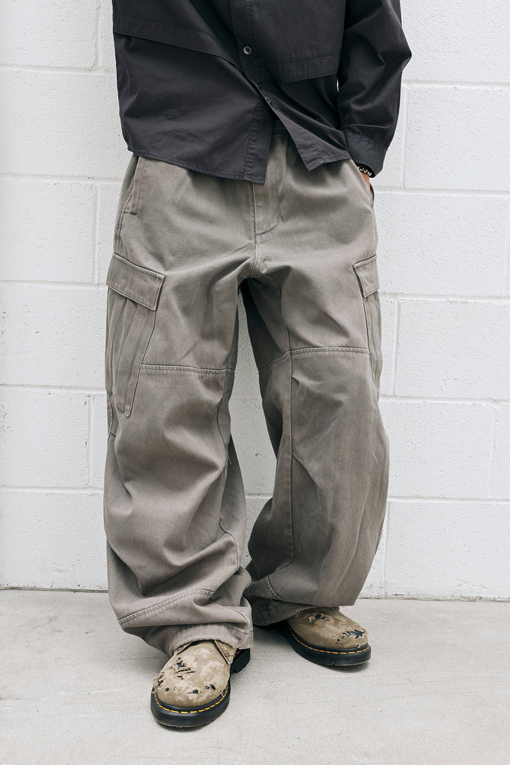 Hatchingroom - Mil Pants (Washed Olive) product image 7 | TRAB K-Fashion Australia